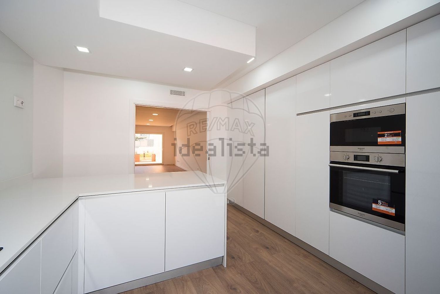 出租小楼房或独栋别墅Cm1318 - 厨房