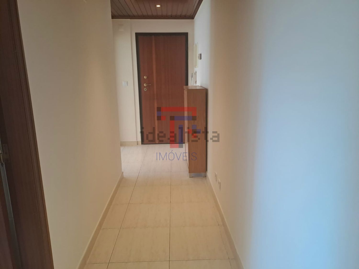 出租公寓 t2在Ramada e Caneças - 过道