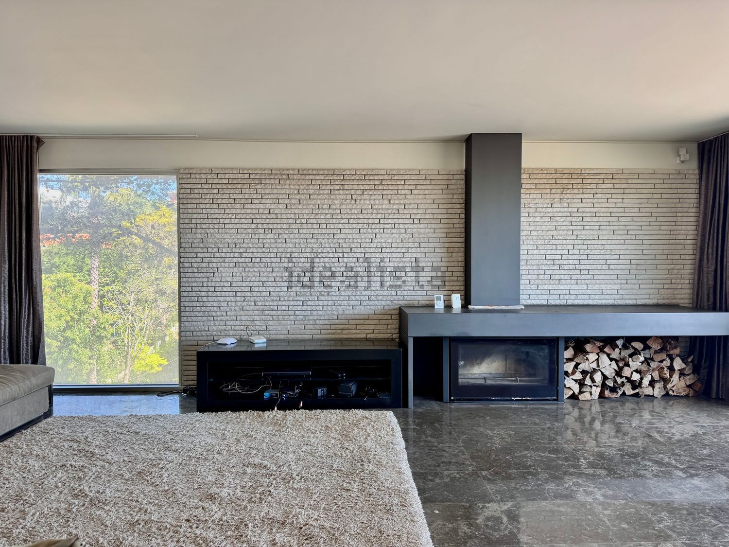 小楼房或独栋别墅出售在Avenida Marechal Carmona, 631 - 照片