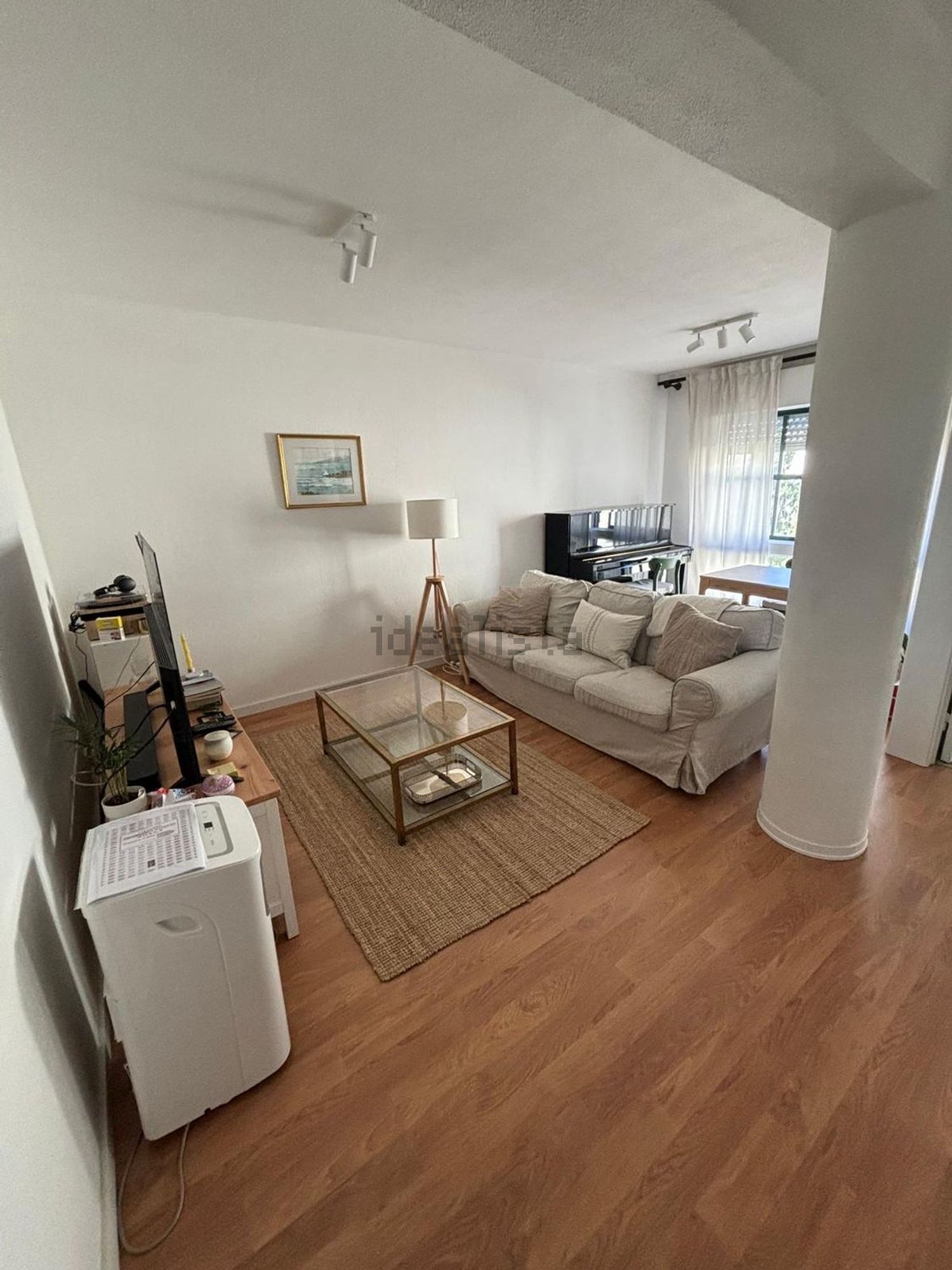 出租公寓 t2在Rua Ferreira de Castro, 389 - 客厅