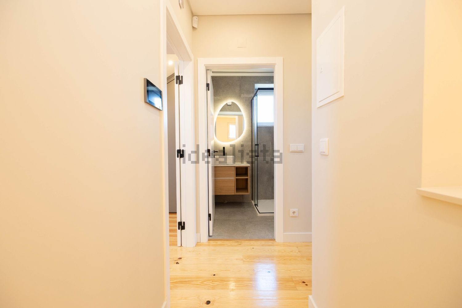 双拼别墅出售在Avenida Doutor Leão de Oliveira - 过道