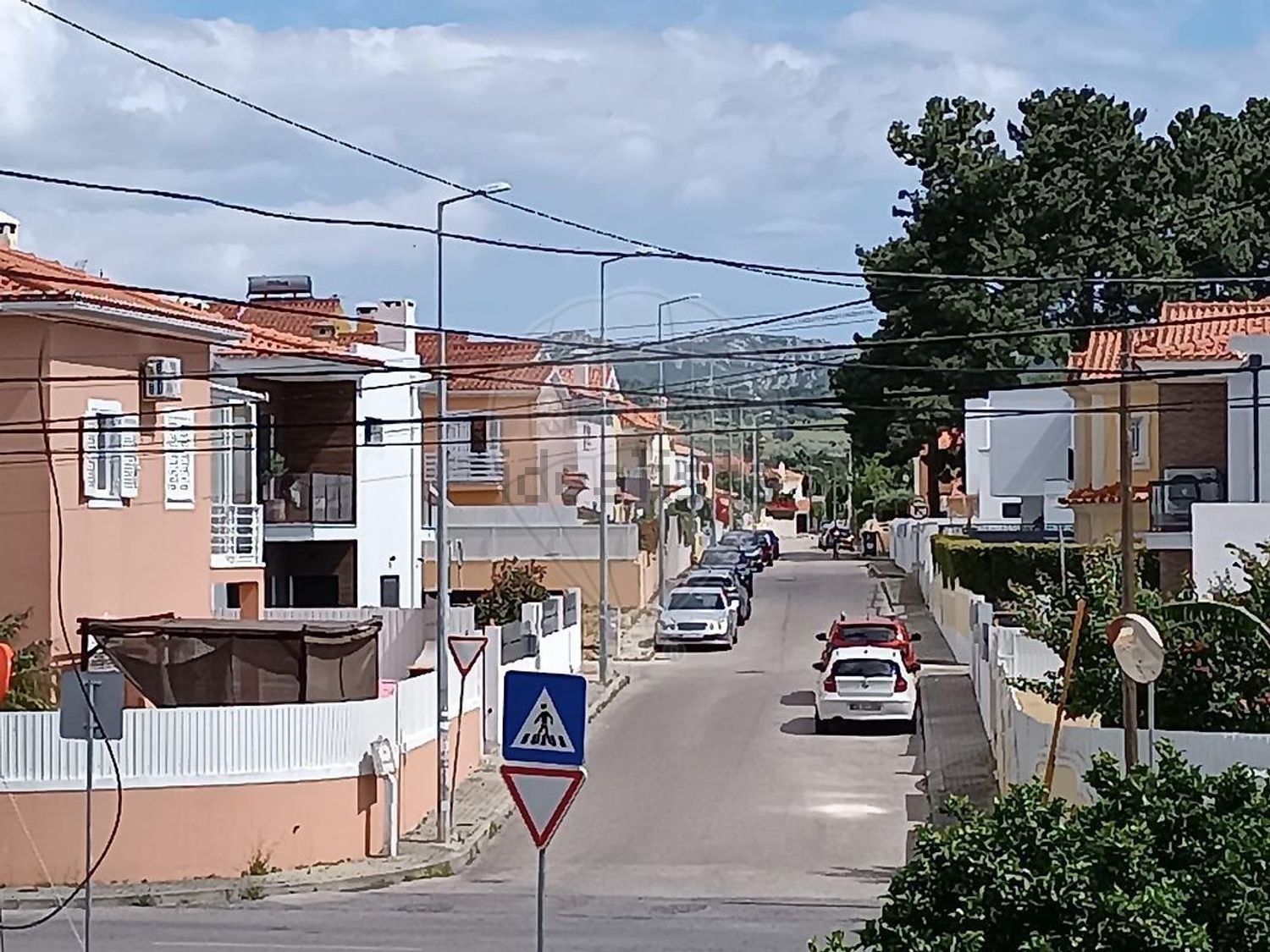 出租小楼房或独栋别墅在Rua José Malhoa - 视线