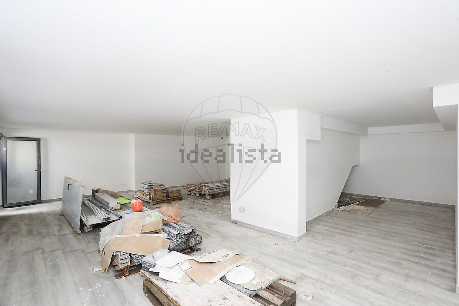 小楼房或独栋别墅出售在Rua das Flores - 照片