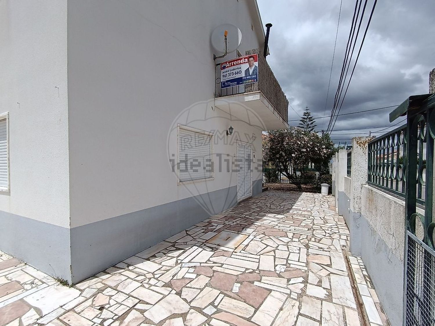 出租小楼房或独栋别墅在Rua José Malhoa - 阳台