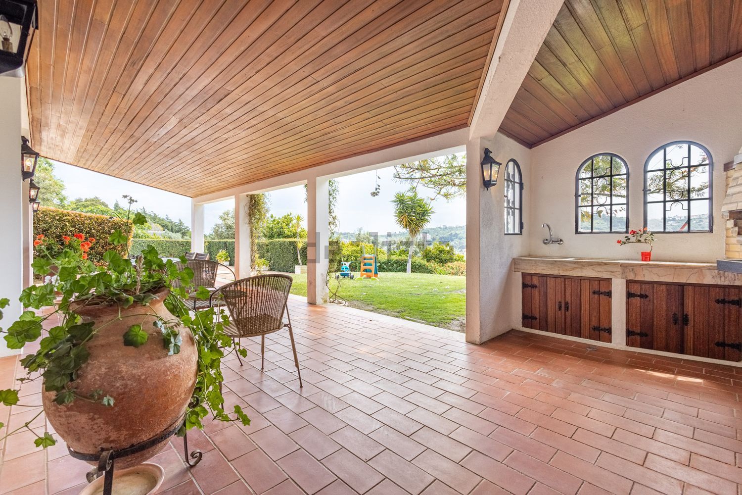 小楼房或独栋别墅出售Estr. da Serralheira de Baixo - 阳台