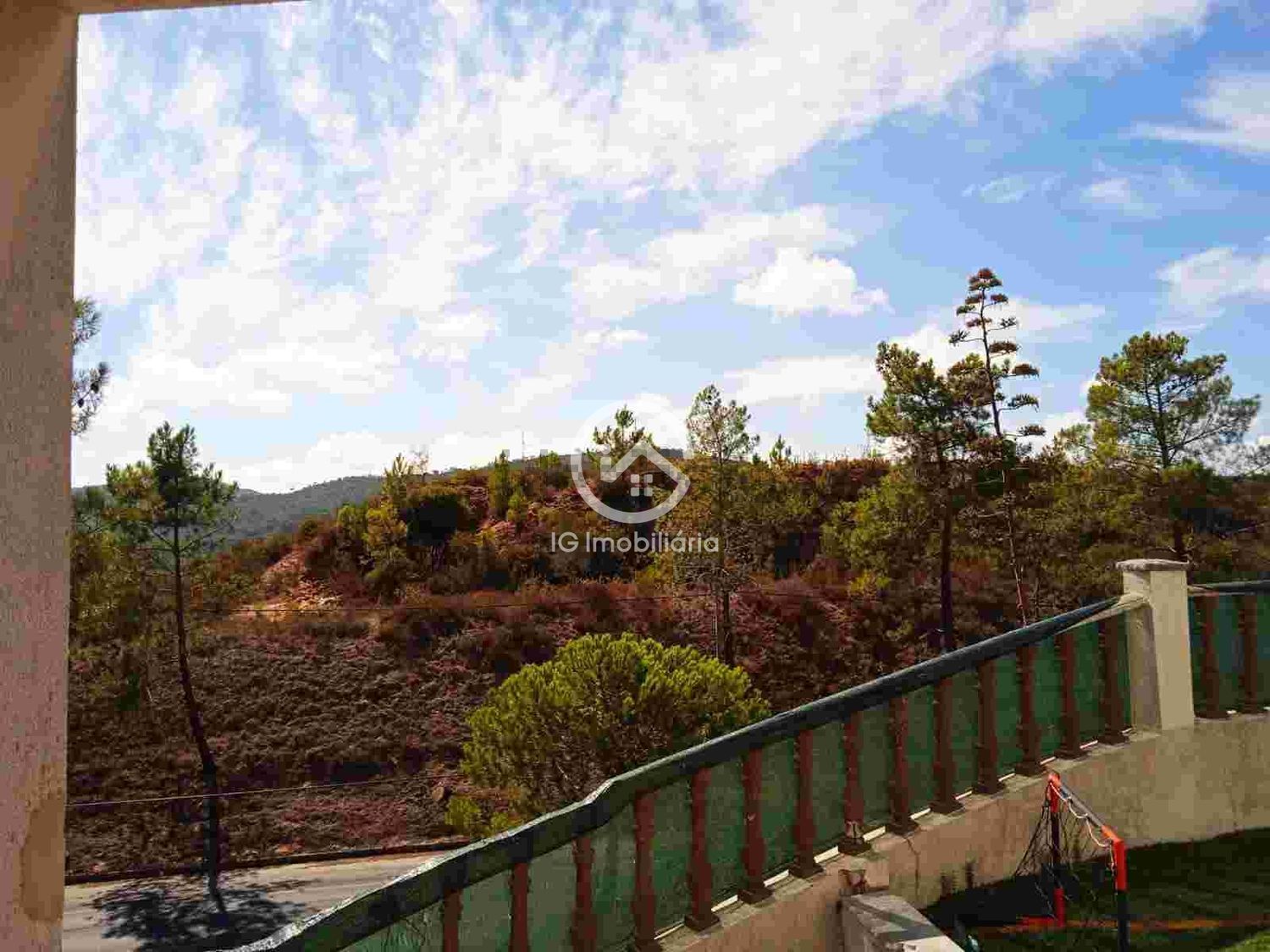 小楼房或独栋别墅出售在Centro - 照片