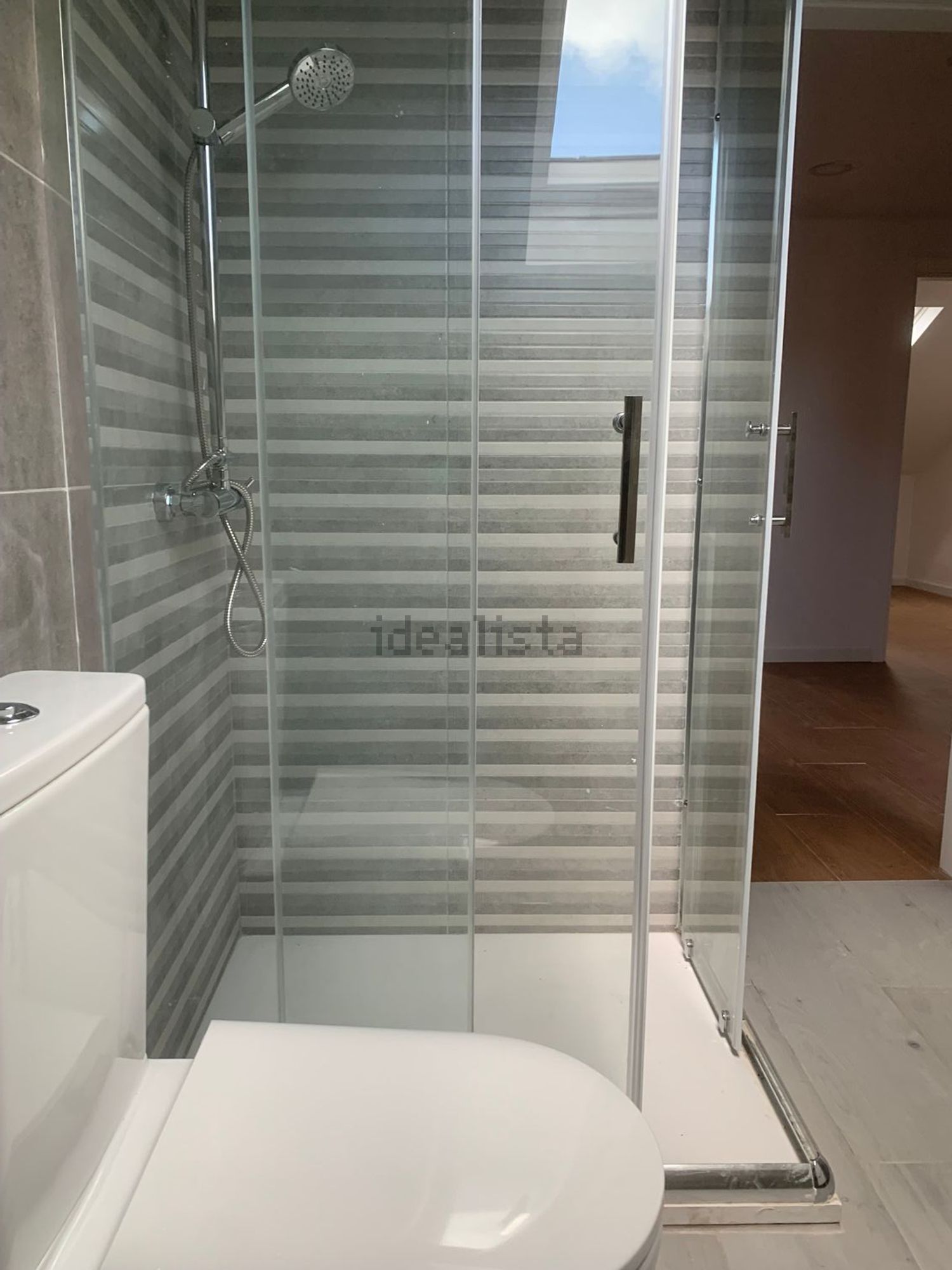 出租公寓 t2在Rua Doutor Gabriel Spínola, 3 - 卫生间