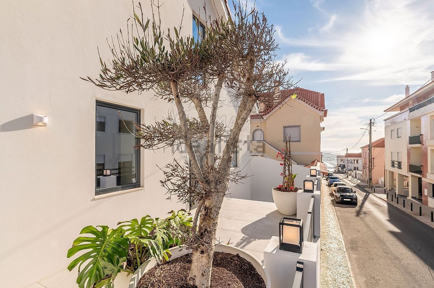 小楼房或独栋别墅出售在Rua Afonso Banheiro - 外立面