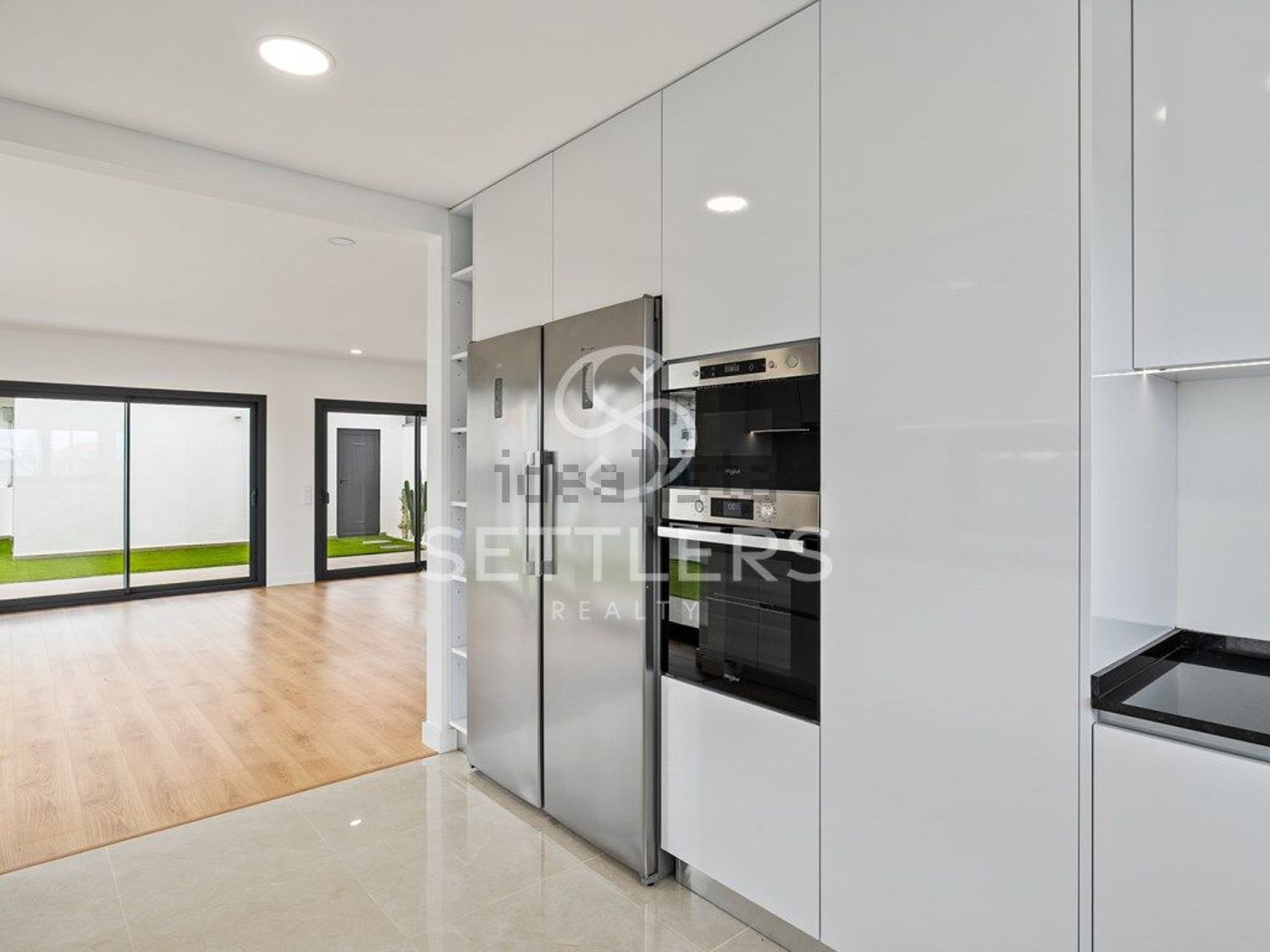 双拼别墅出售在Porto Salvo - 厨房