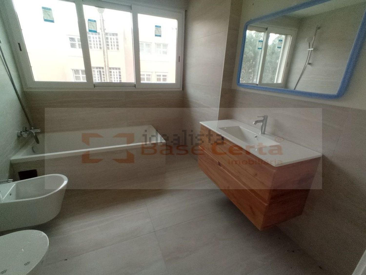 公寓 t2出售在Rua Engenheiro Quartin Graça - 卫生间