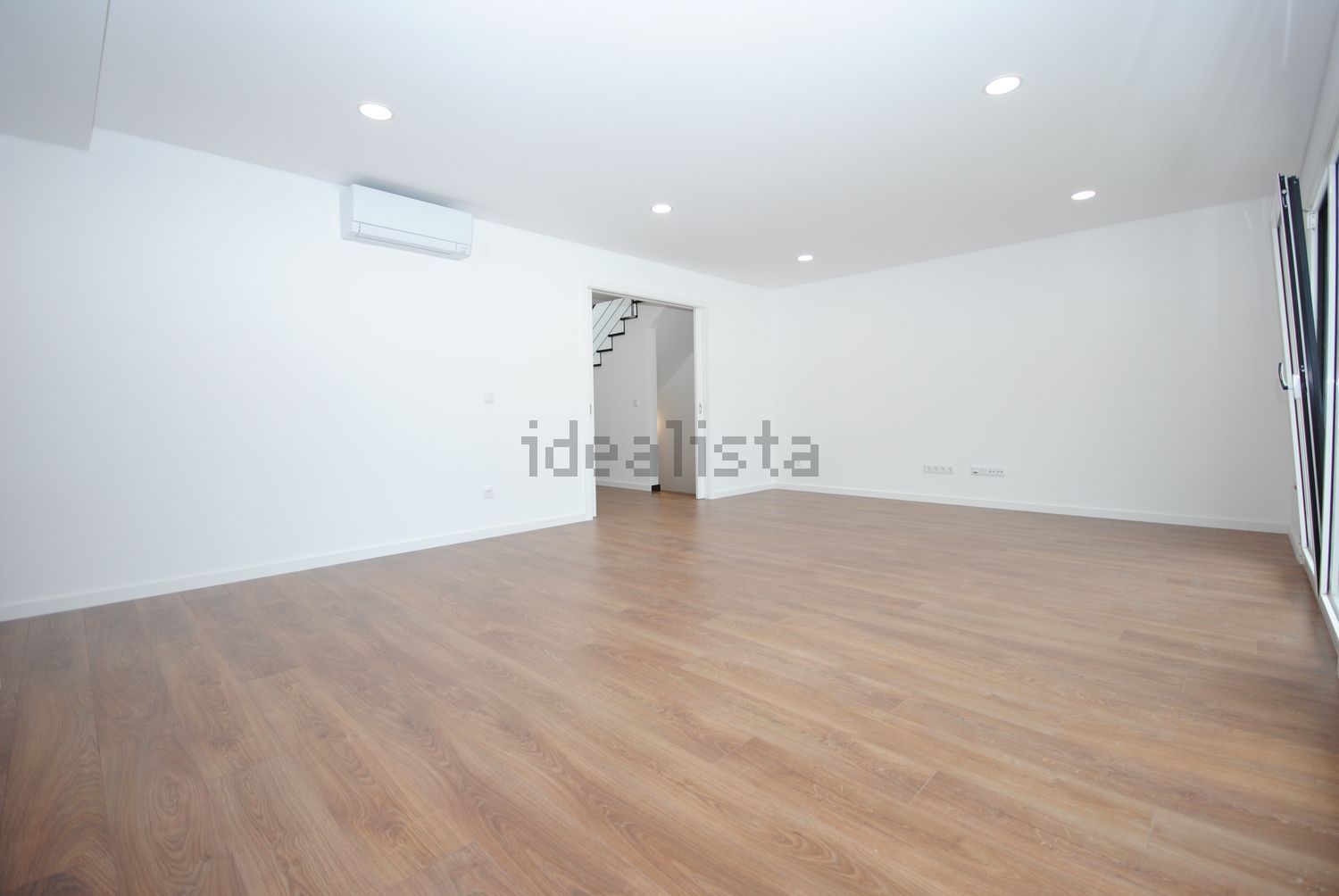 双拼别墅出售在Rua das Flores - 居住