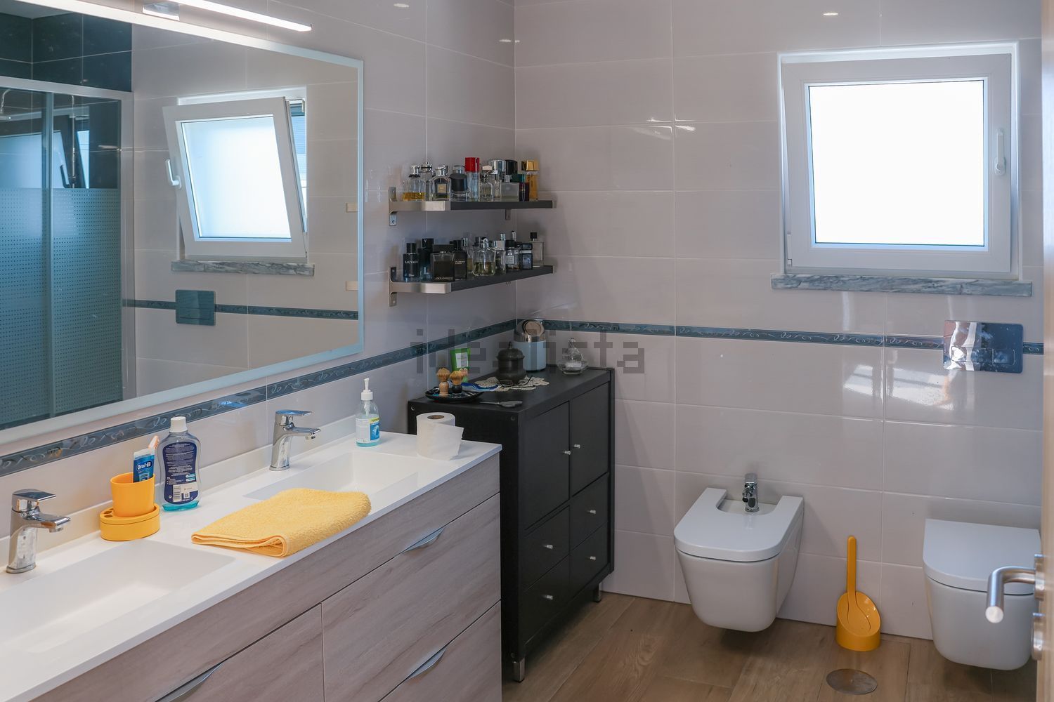 小楼房或独栋别墅出售在Boavista - 卫生间