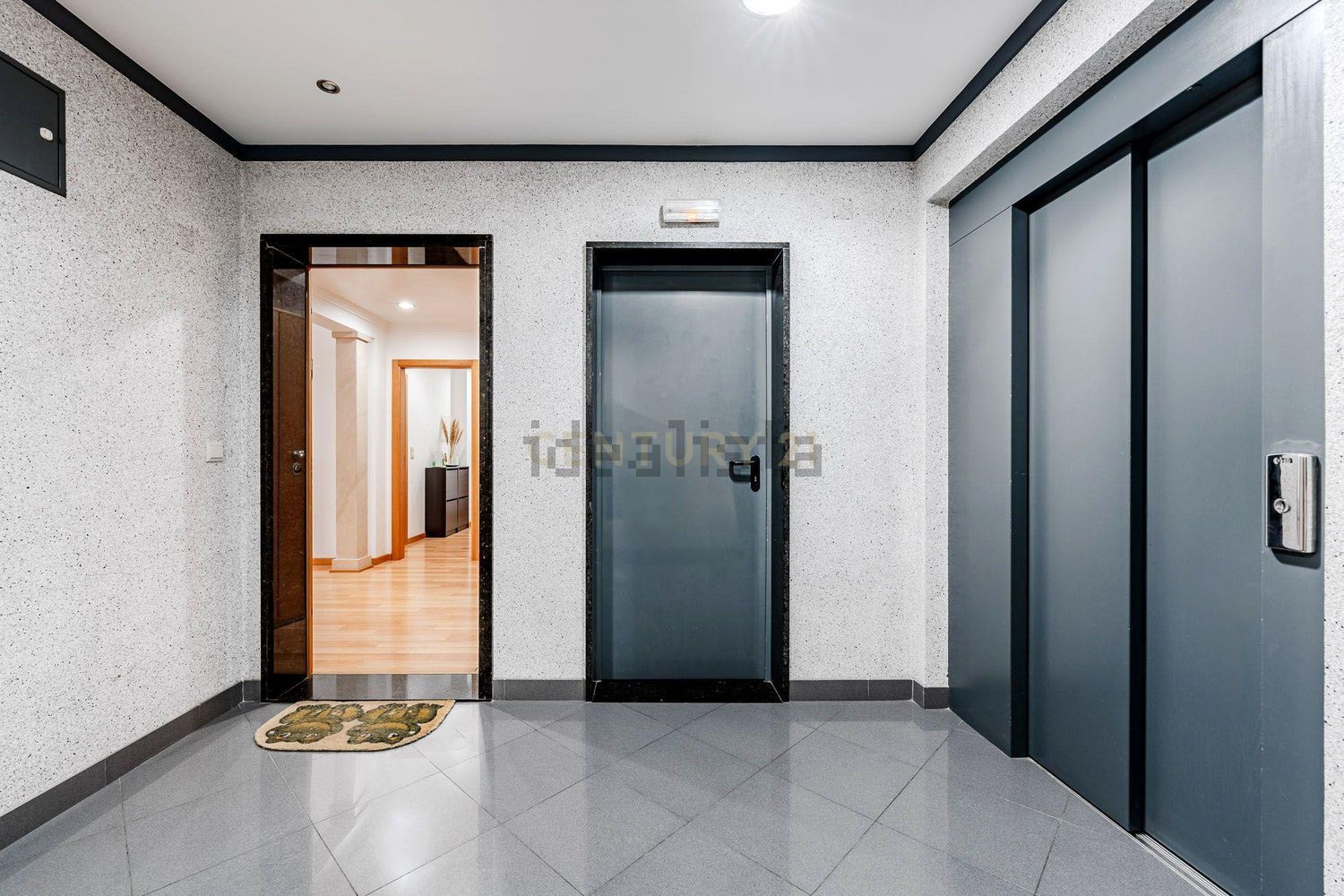 公寓 t3出售在Portas da Cidade - Alto das Vinhas Grandes - 过道