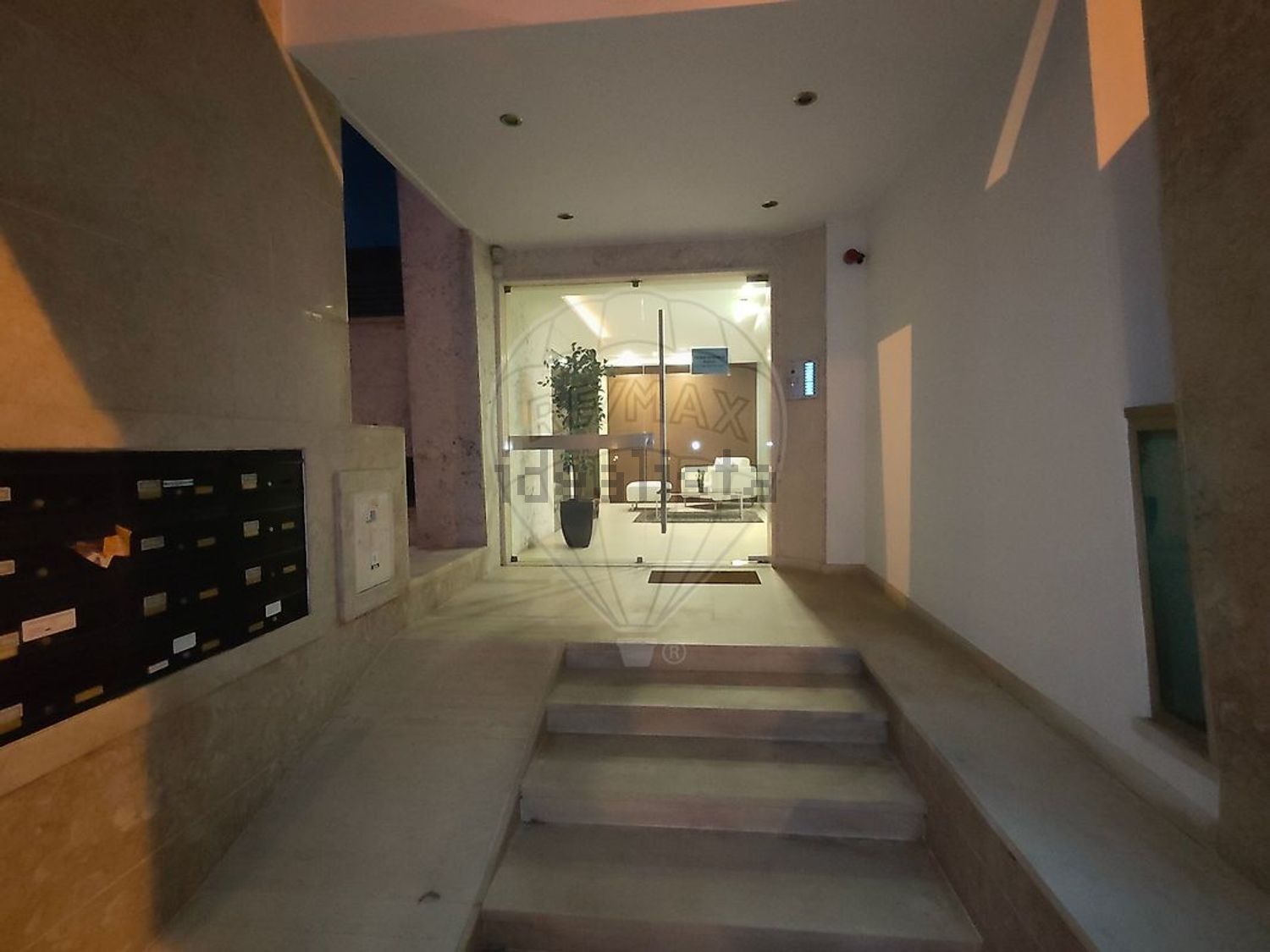 出租公寓 t3在Praça da Concórdia - 过道