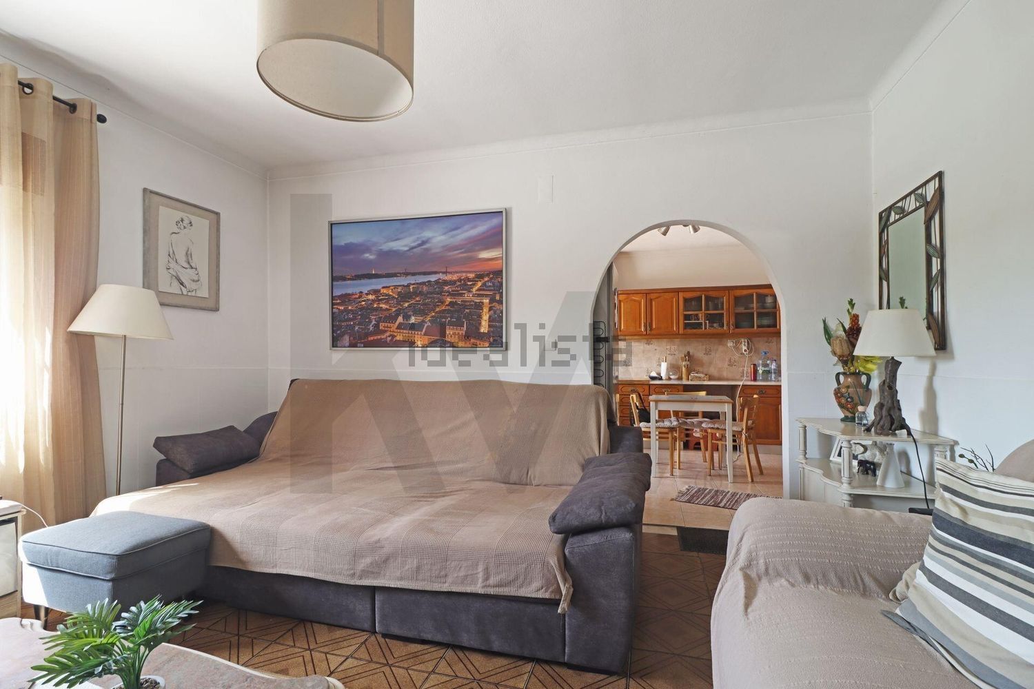 小楼房或独栋别墅出售在Rua António Aleixo - 客厅