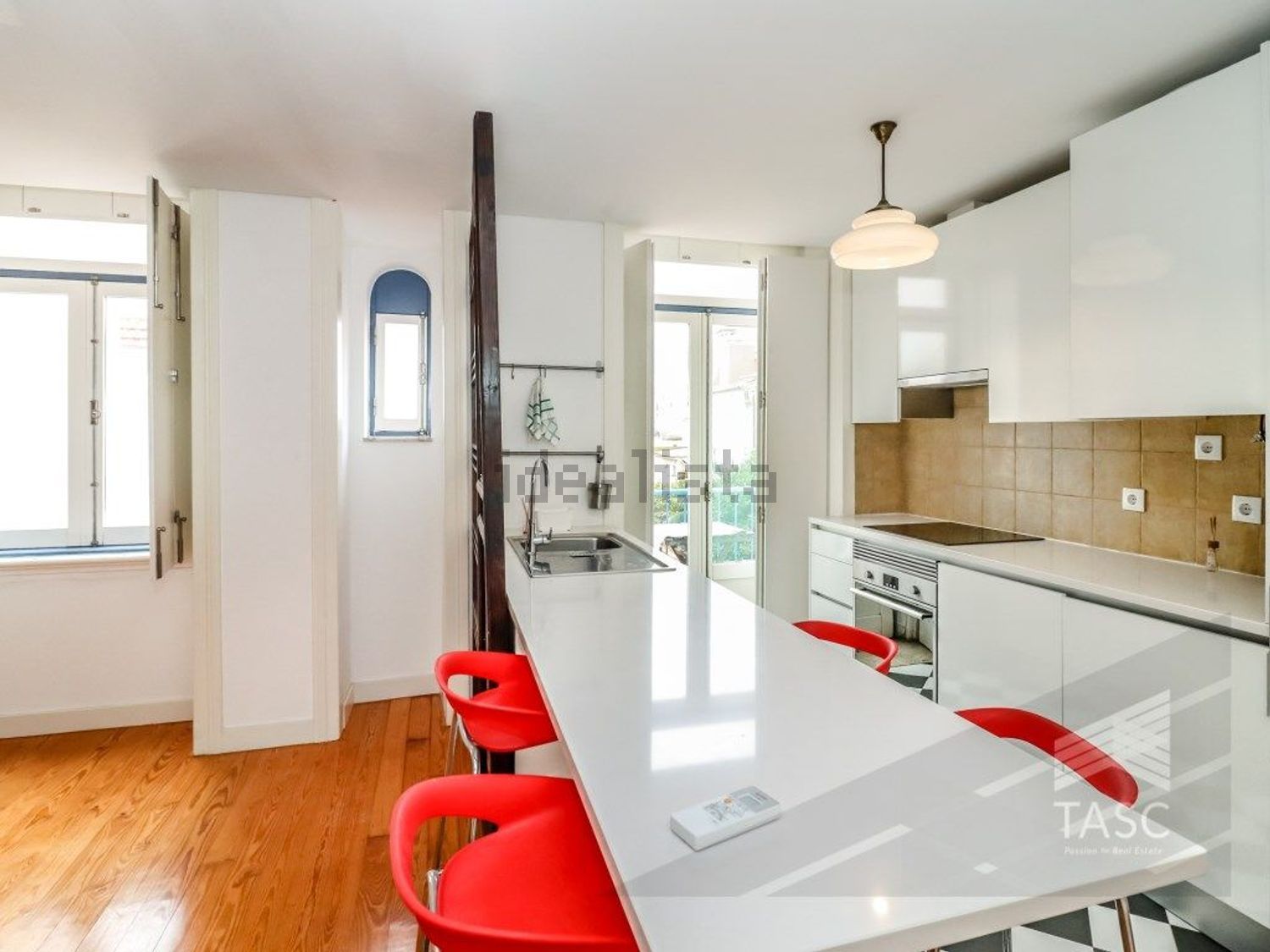 公寓 t3出售在Rua do Paraíso, 28 - 厨房