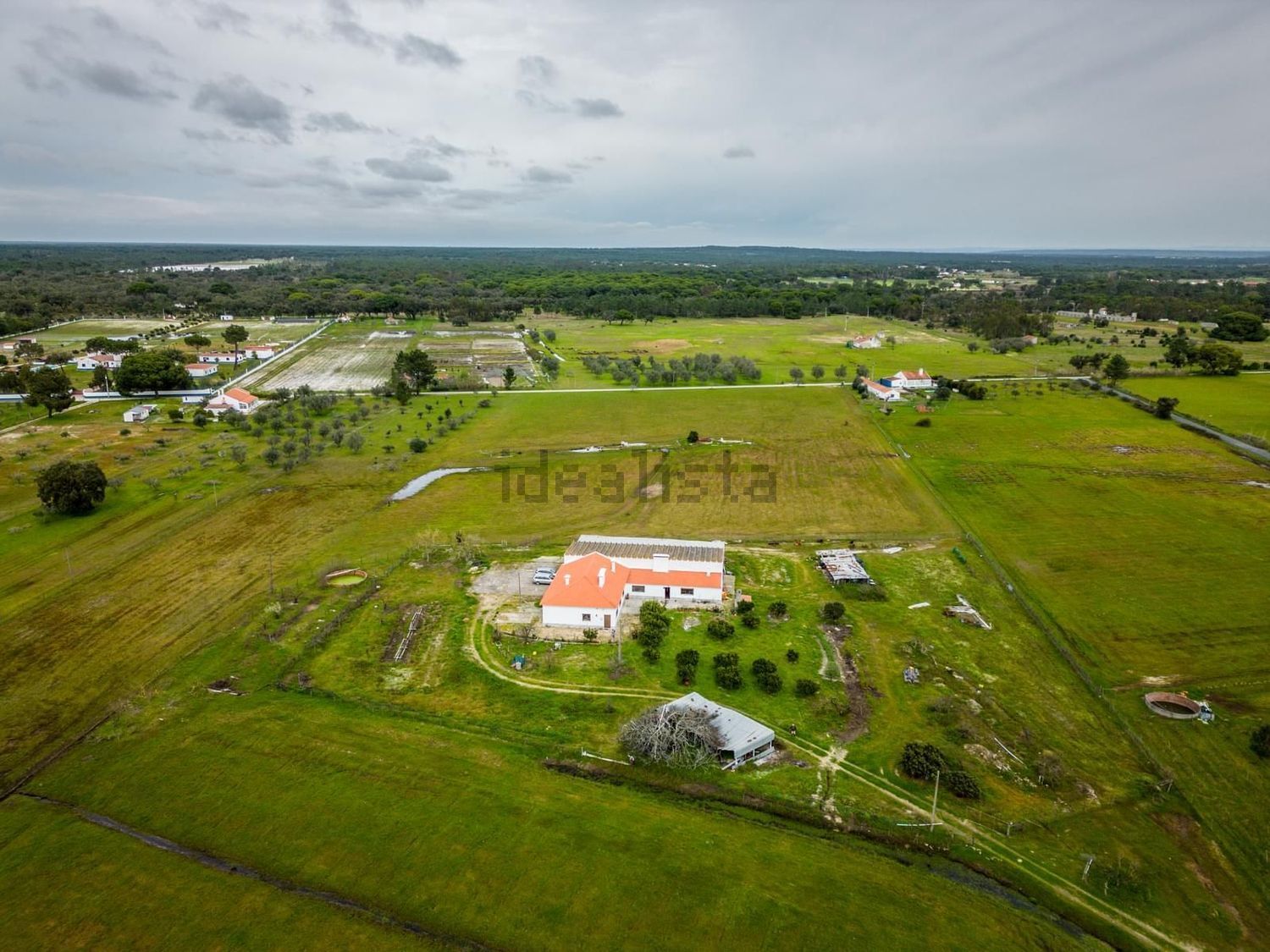 小楼房或独栋别墅出售在Grândola e Santa Margarida da Serra - 视线
