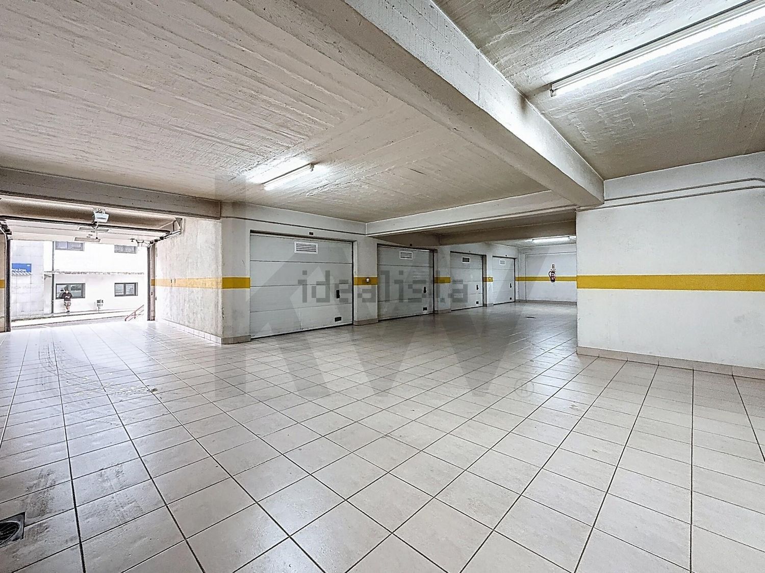 公寓 t3出售在Praceta João Villaret, 3 - 停车位