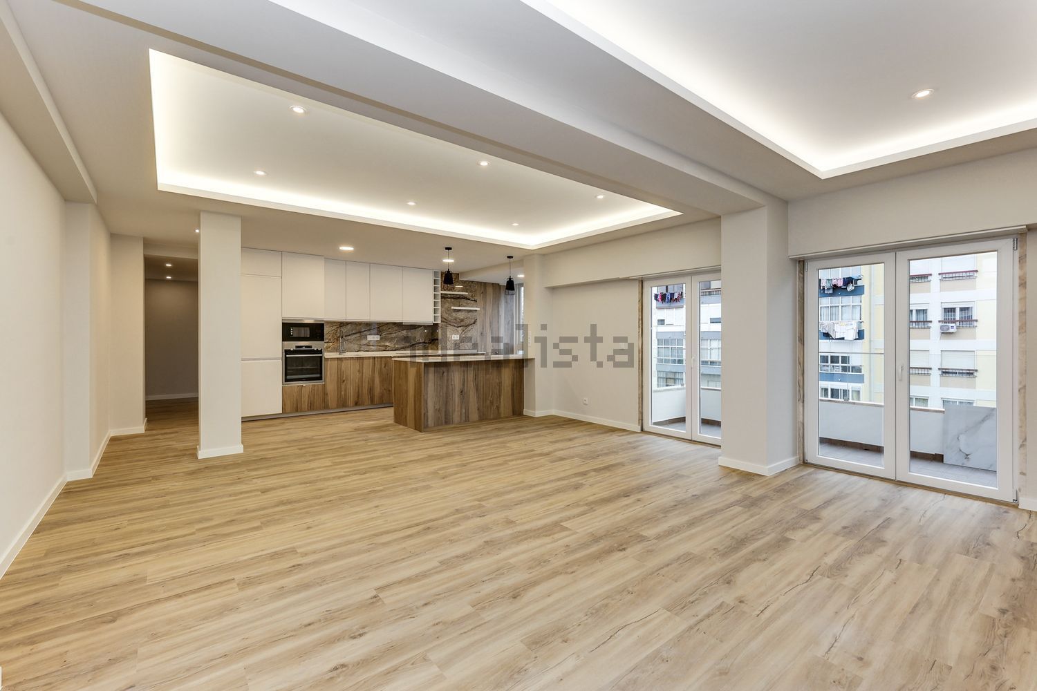 出租公寓 t4在Rua João das Regras, 35 - 客厅