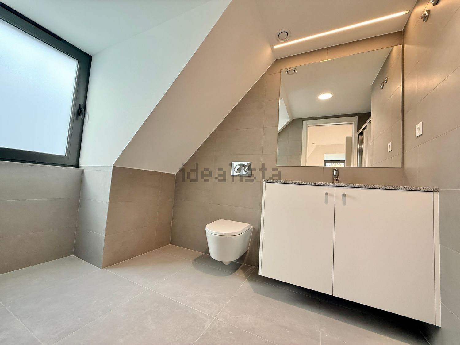 出租公寓 t1在Rua Artur Ferreira da Silva - 卫生间