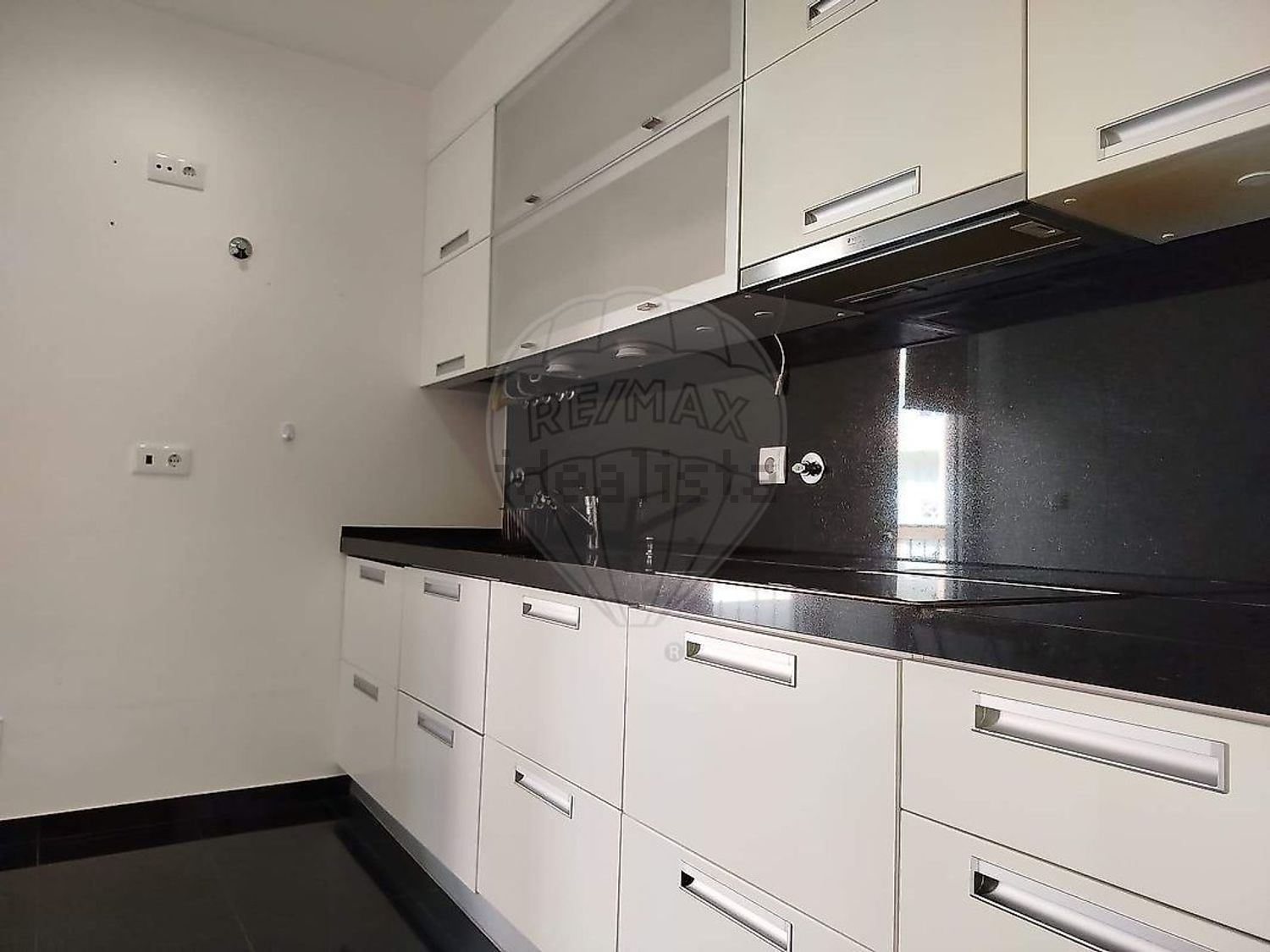 出租公寓 t1在Rua Miguel Torga - 厨房