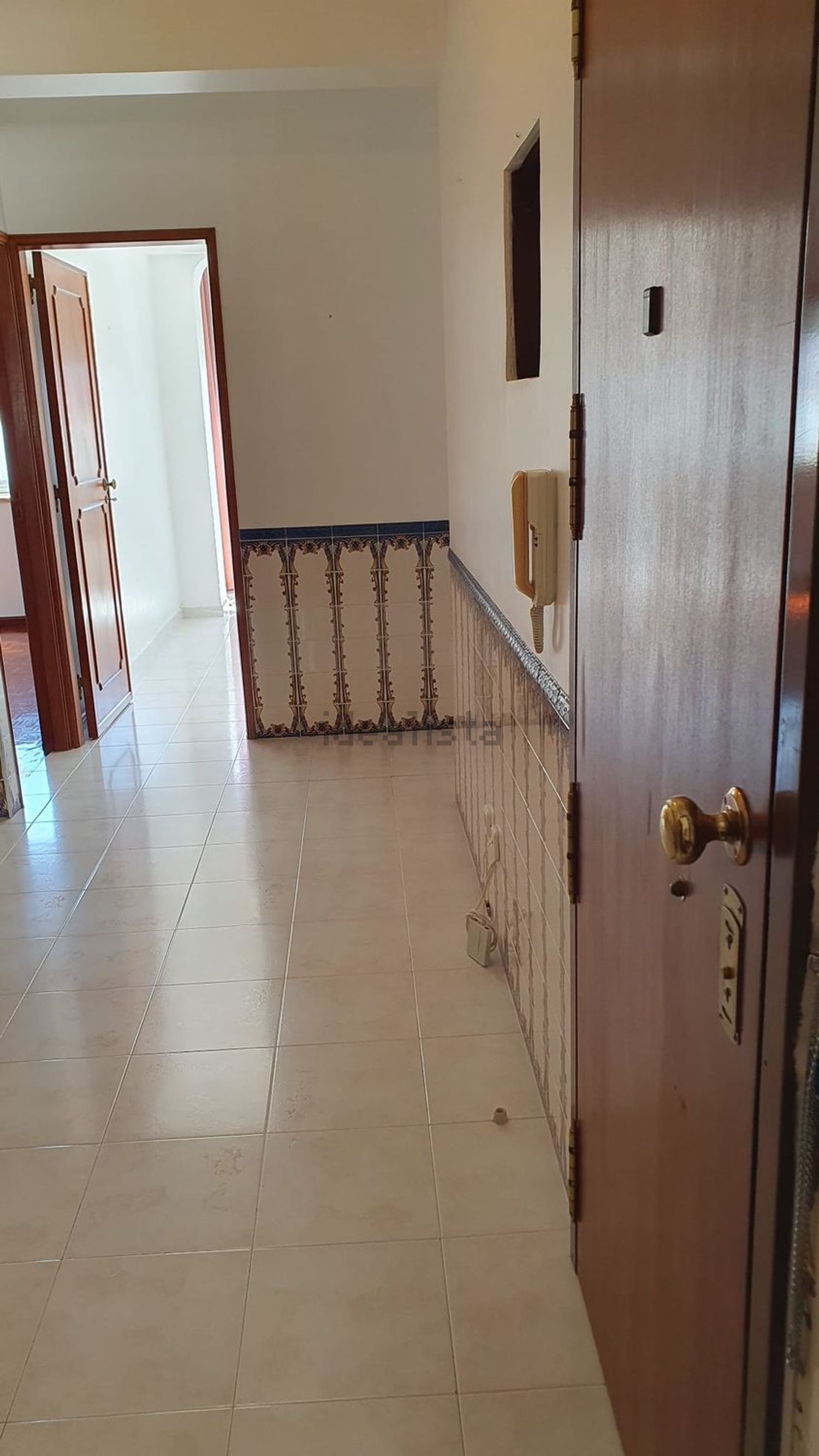 公寓 t3出售在Rua Barbosa Du Bocage, 3 - 4º.D - 过道