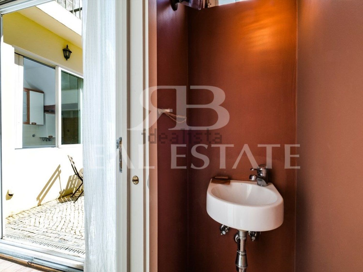 出租公寓 t1在Rua Eduardo Coelho, 13 - 卫生间