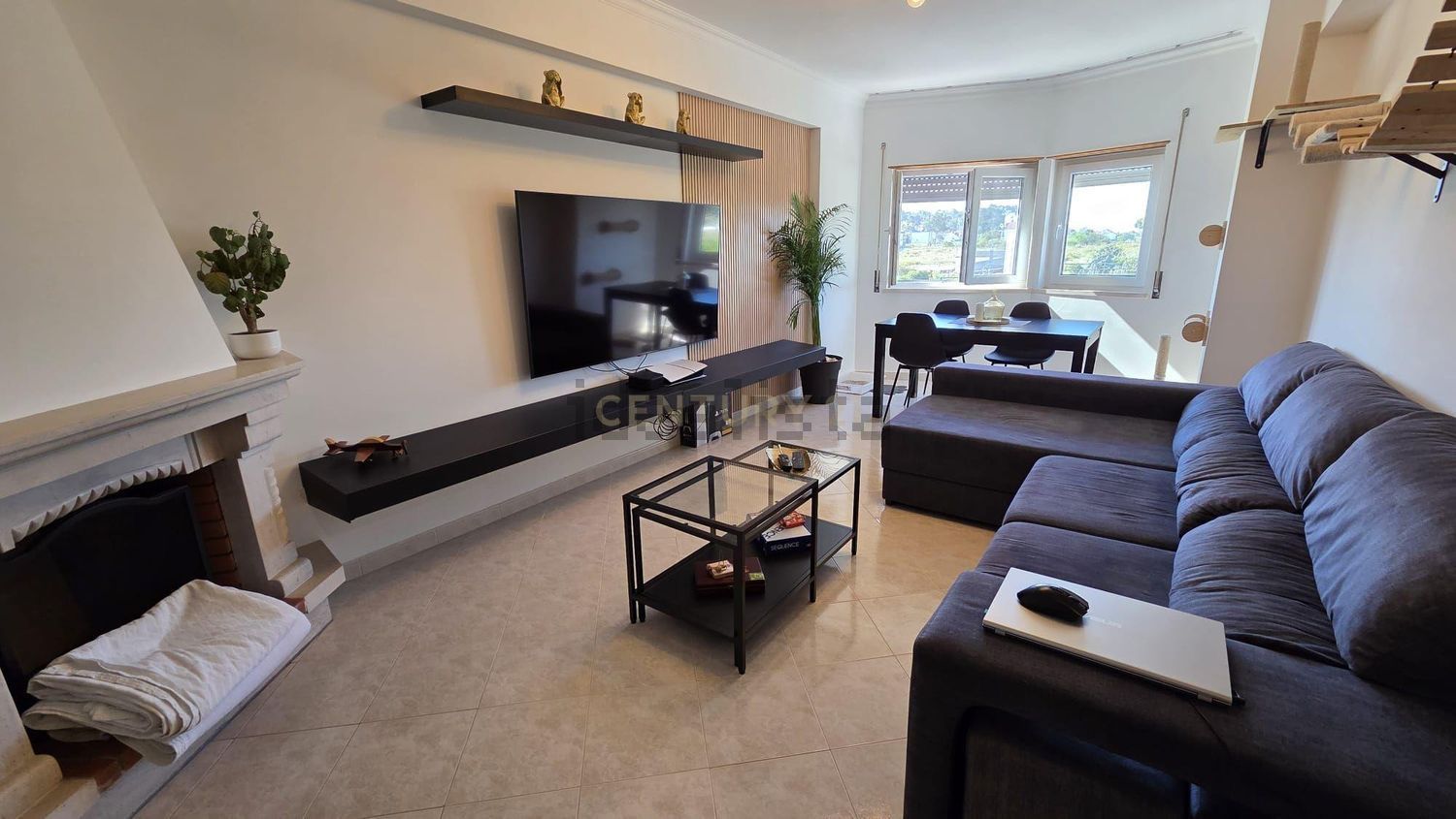 公寓 t2出售在Avenida do Seixal, 4 - 客厅