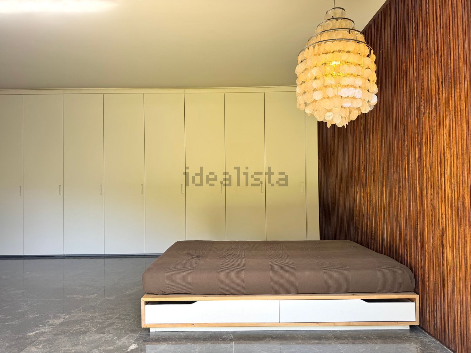 小楼房或独栋别墅出售在Avenida Marechal Carmona, 631 - 卧室