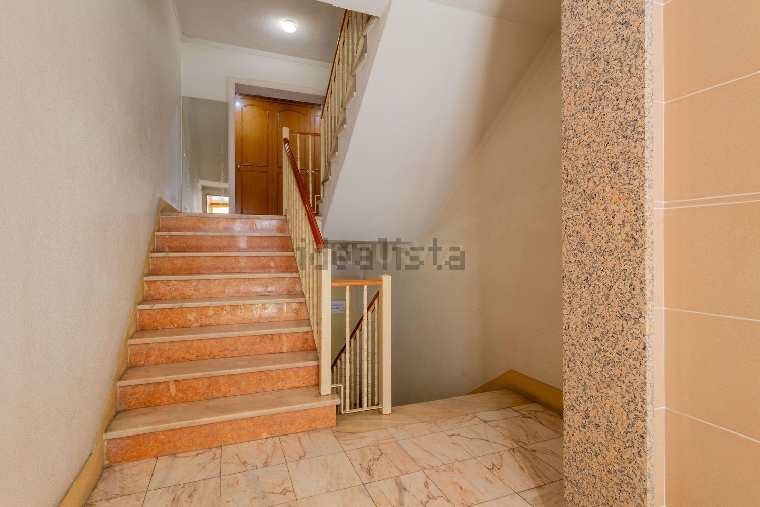 出租复式公寓在Rua Elisa Pedroso, 2 - 详情