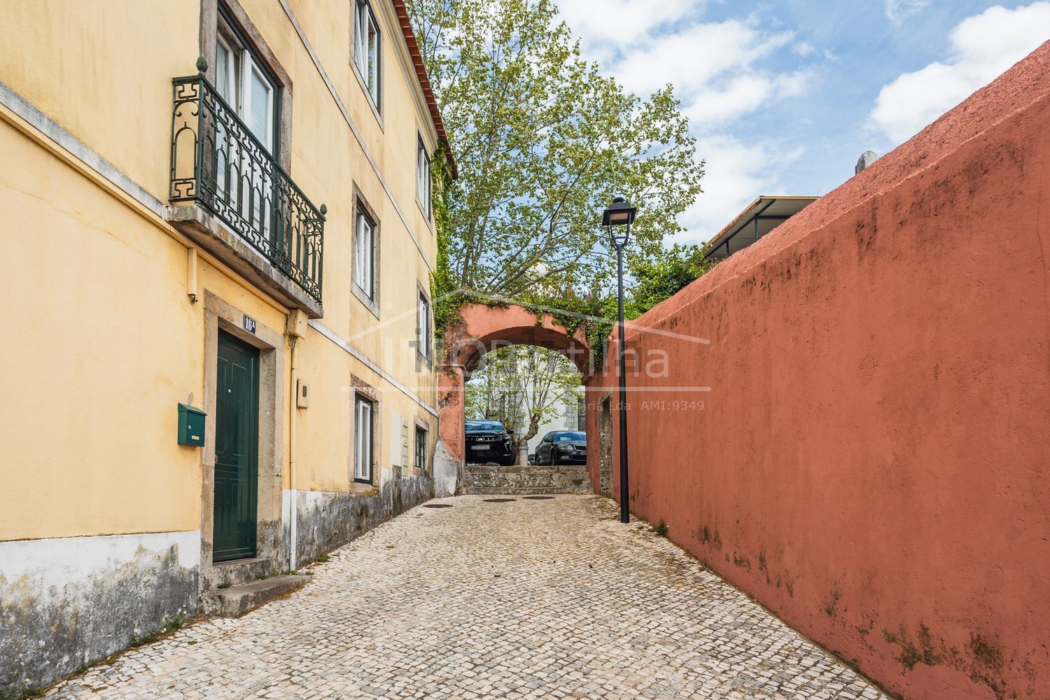 小楼房或独栋别墅出售在Rua Serpa Pinto s/n - 外立面