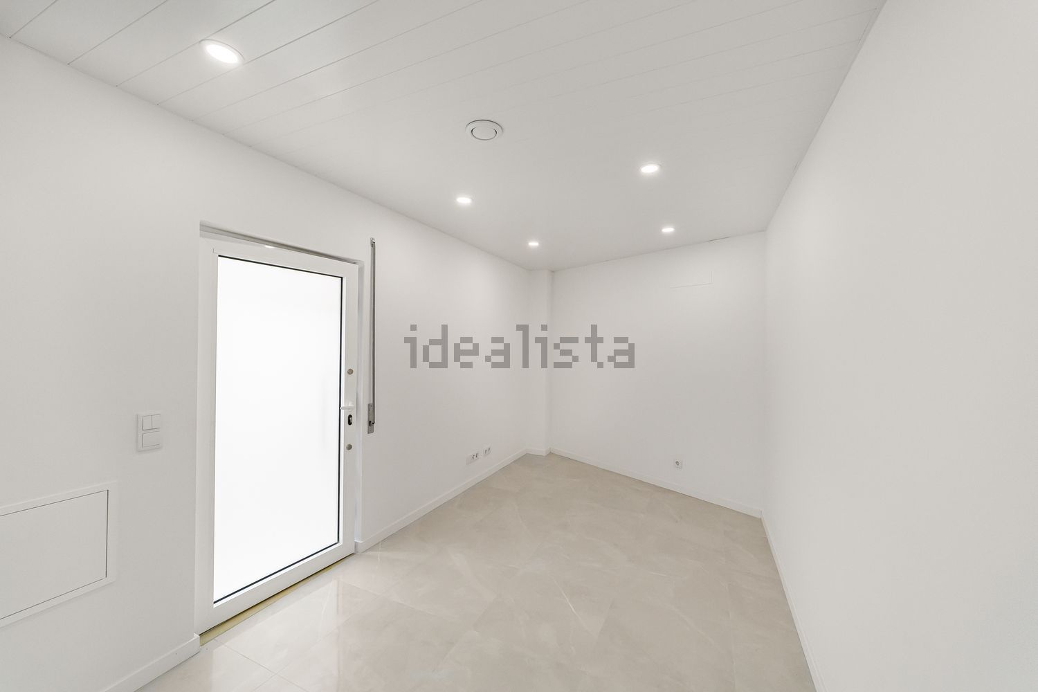 出租t0（单人公寓）在Rua José Ferreira Pio - 居住