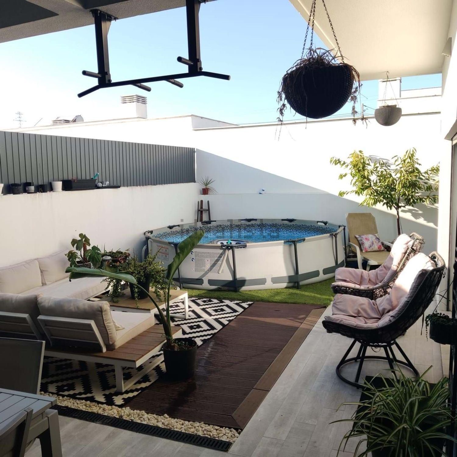 出租小楼房或独栋别墅在Redondos - 阳台