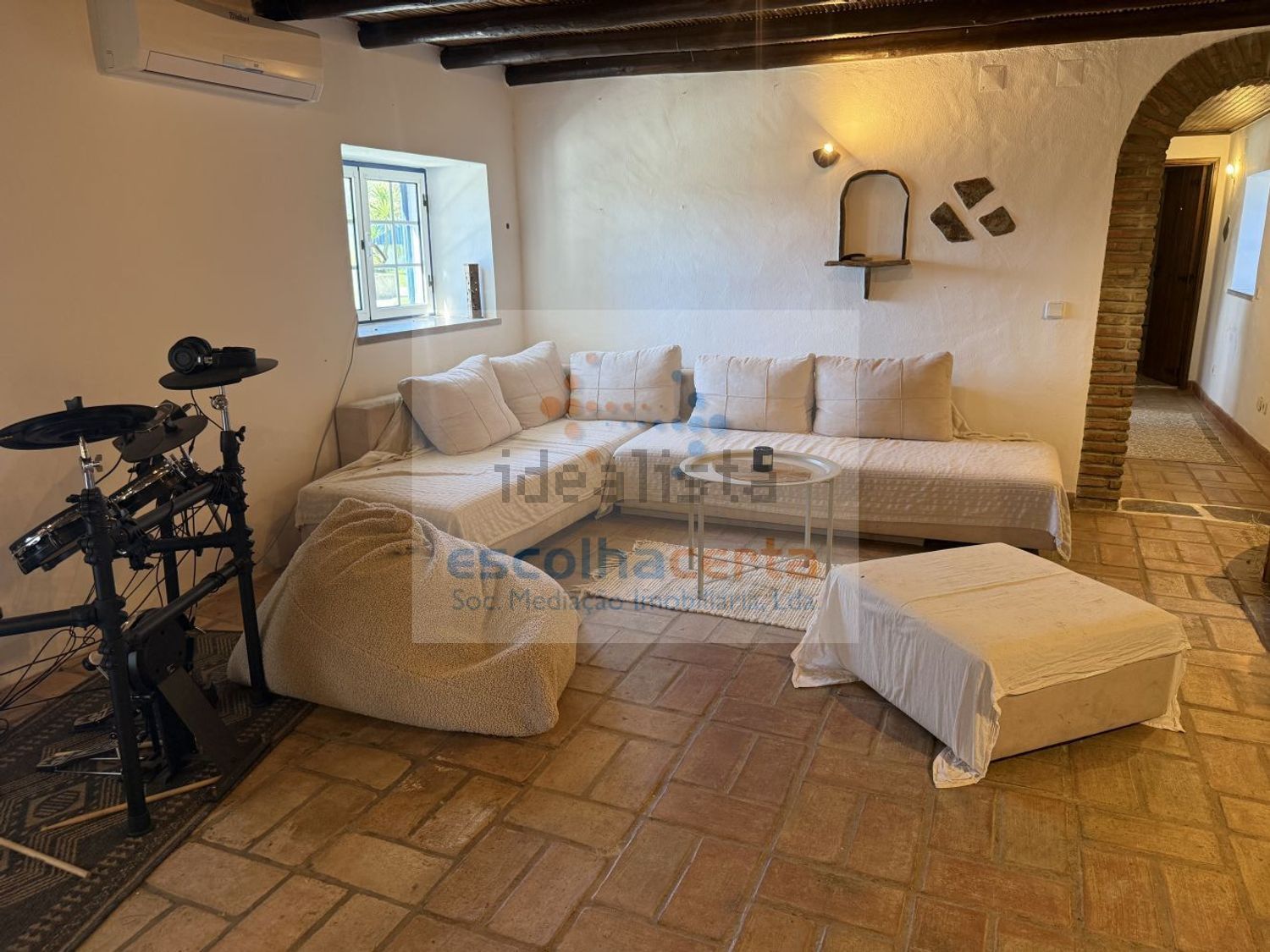 出租小楼房或独栋别墅在Cascalheira - Venda do Alcaide - 客厅