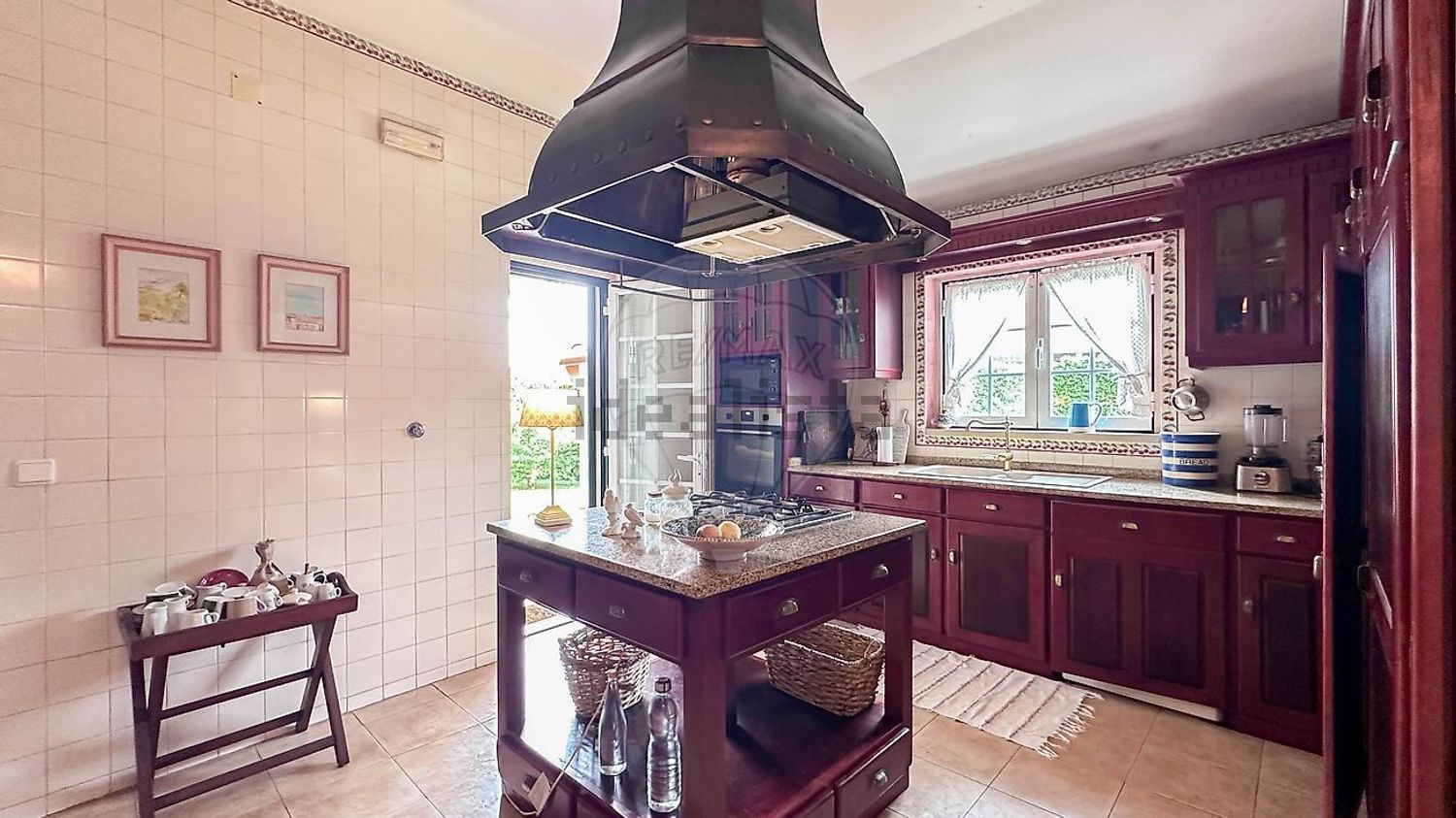 小楼房或独栋别墅出售在Rua da Mofina - 厨房