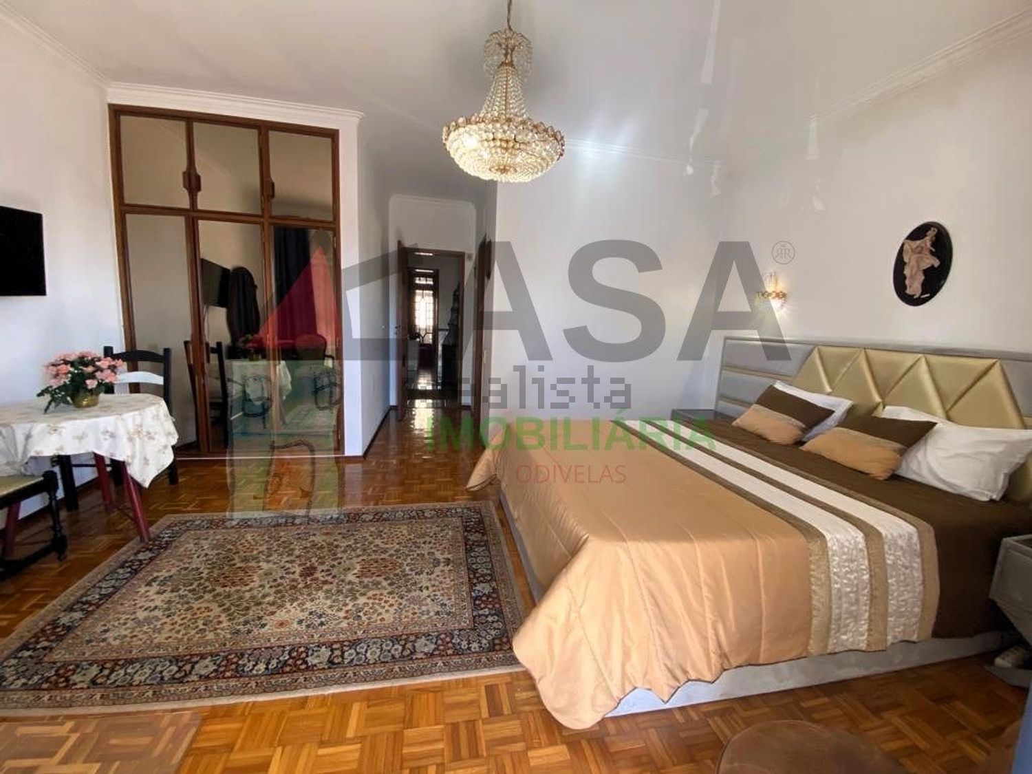 小楼房或独栋别墅出售在Rua Santo Estevão, 194 - 卧室