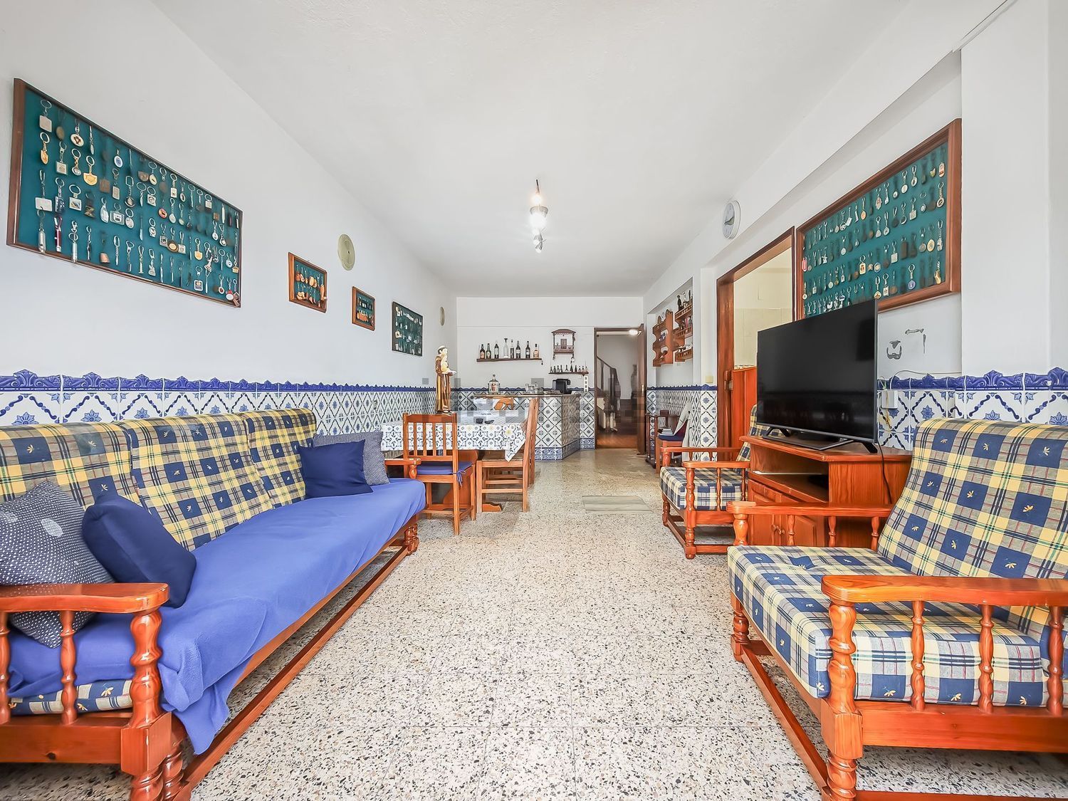 小楼房或独栋别墅出售lapa da serra - 客厅