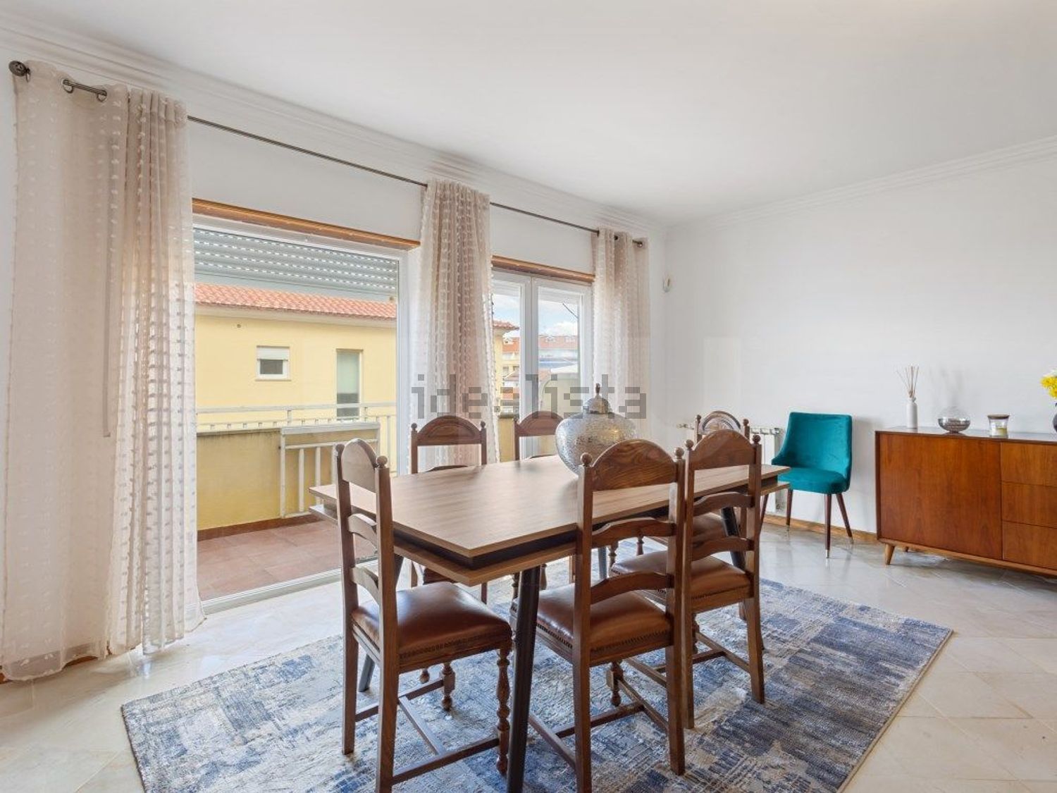 小楼房或独栋别墅出售在Rua José Joaquim de Miranda - 客厅