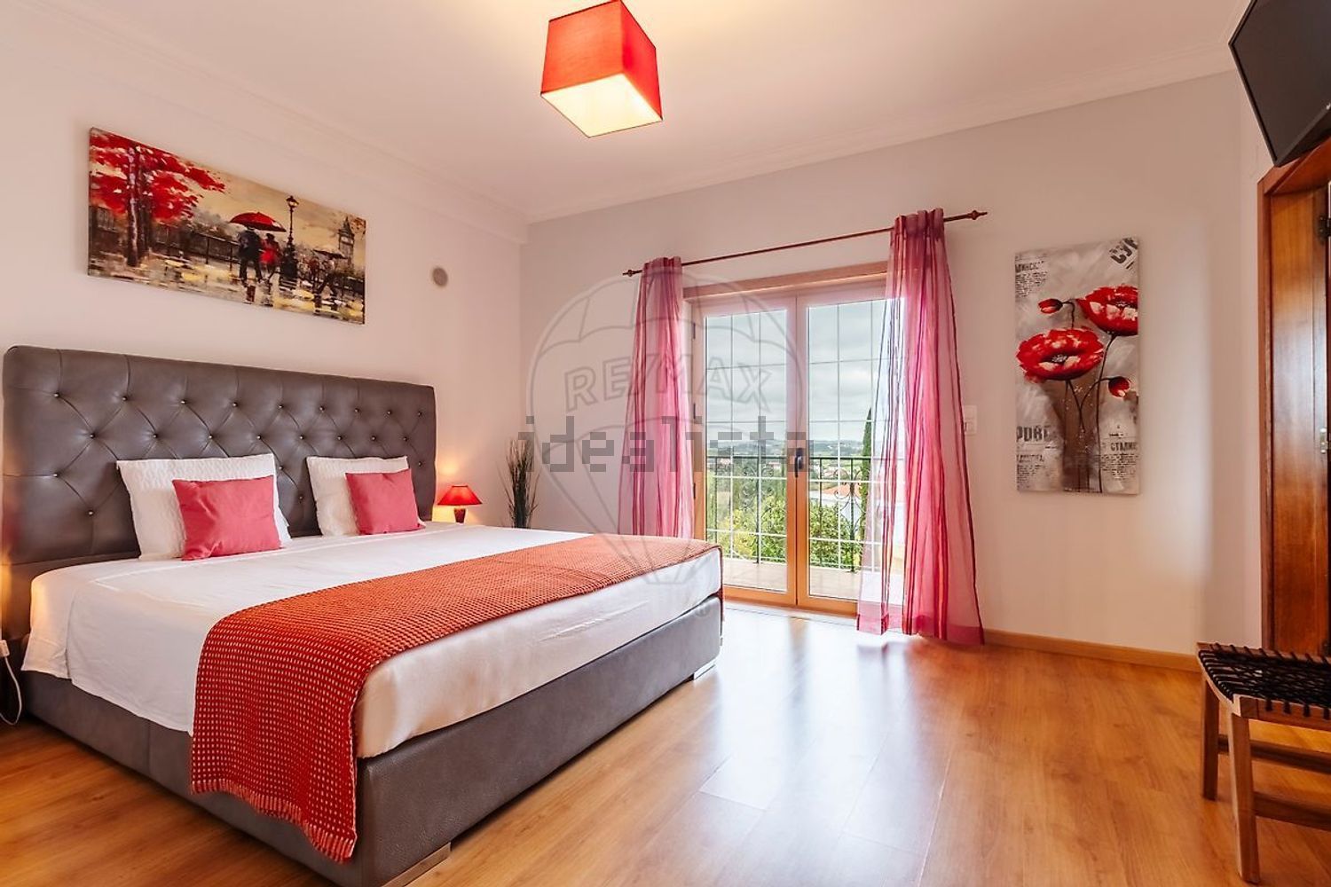 小楼房或独栋别墅出售在Estrada de Paços - 卧室