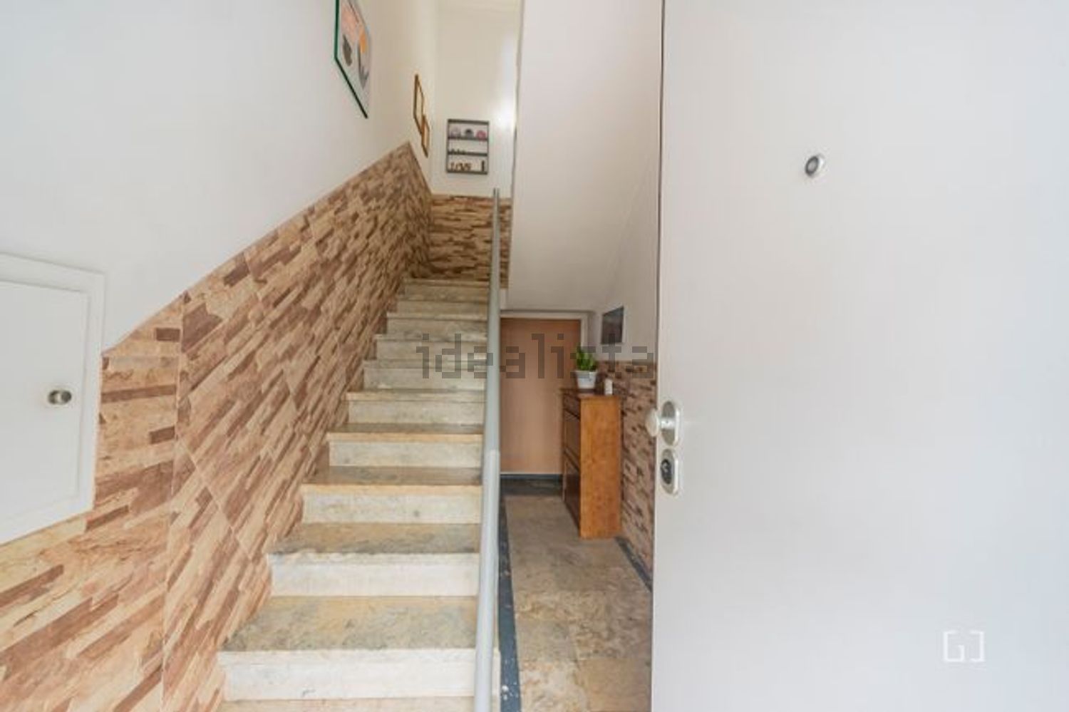 公寓 t2出售在Rua Infanta Dona Maria - 详情