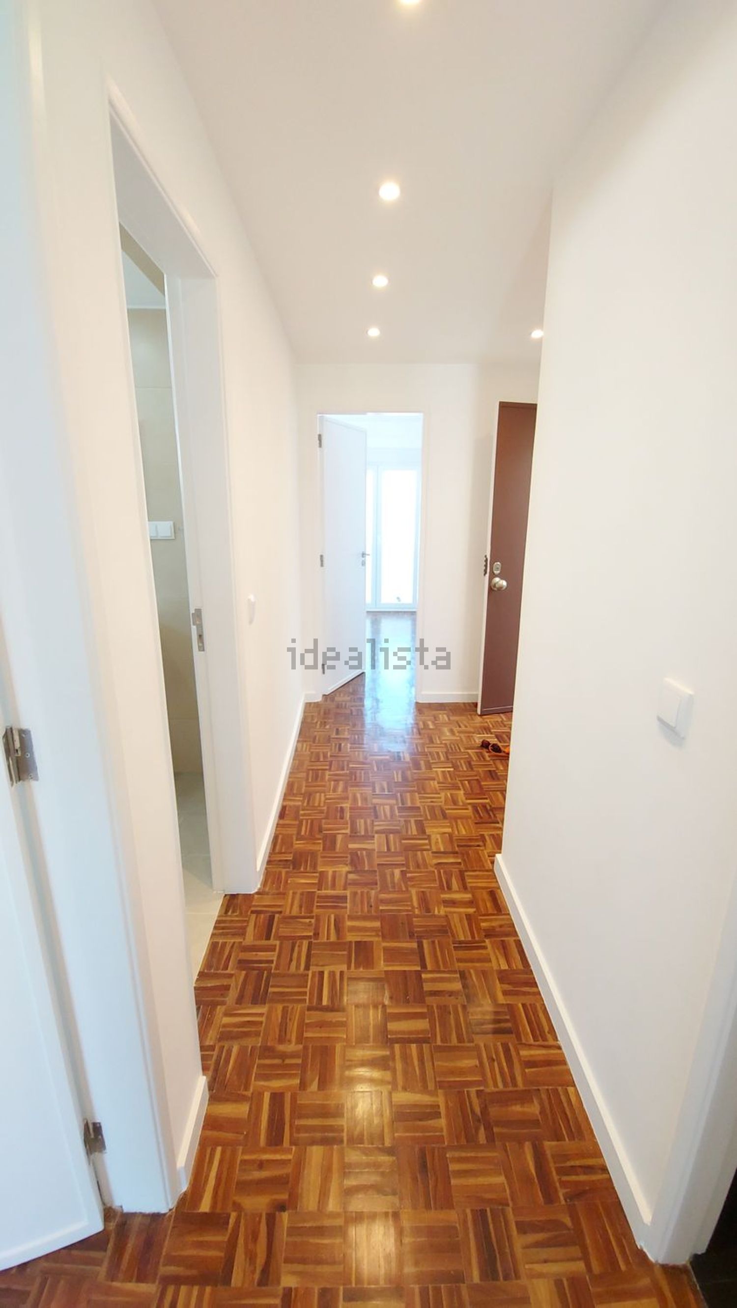 出租公寓 t2在Rua Gil Vicente, 33 - 过道