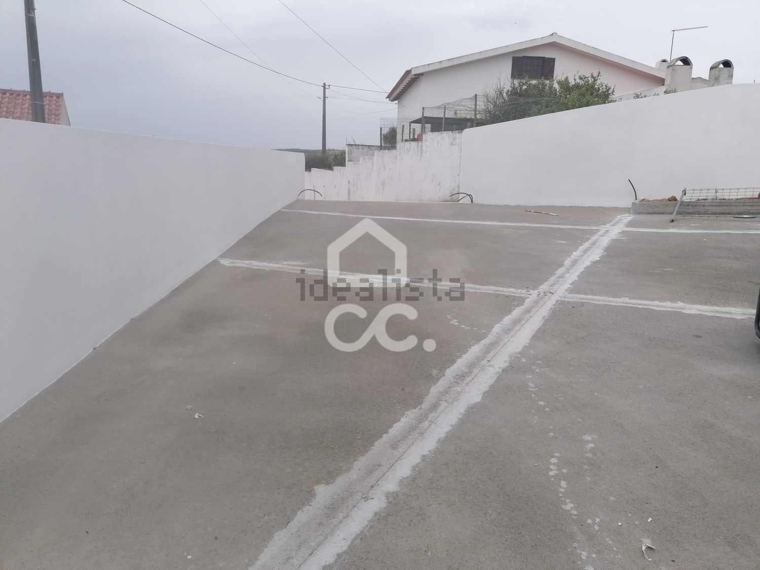 小楼房或独栋别墅出售在Lourinhã e Atalaia - 停车位