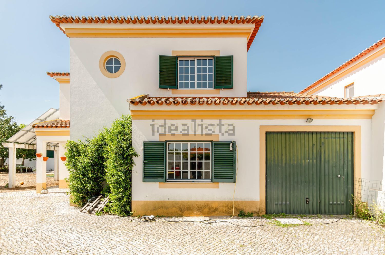 小楼房或独栋别墅出售在Rua das Bolotas s/n - 外立面