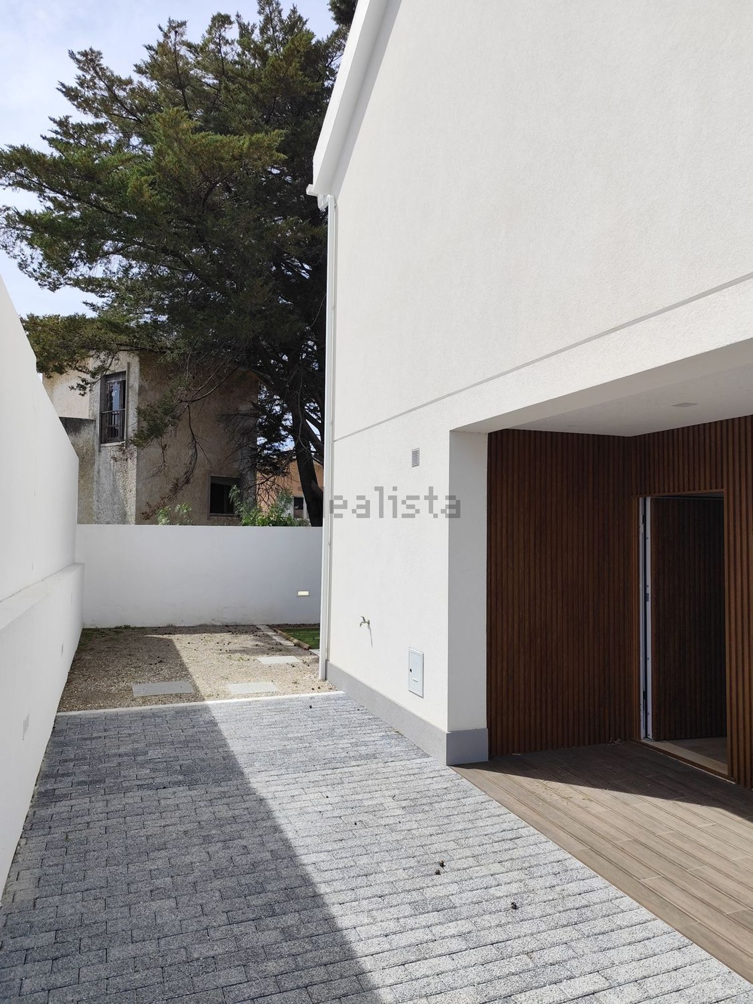 出租小楼房或独栋别墅在Praceta Santa Rita de Cássia - 花园