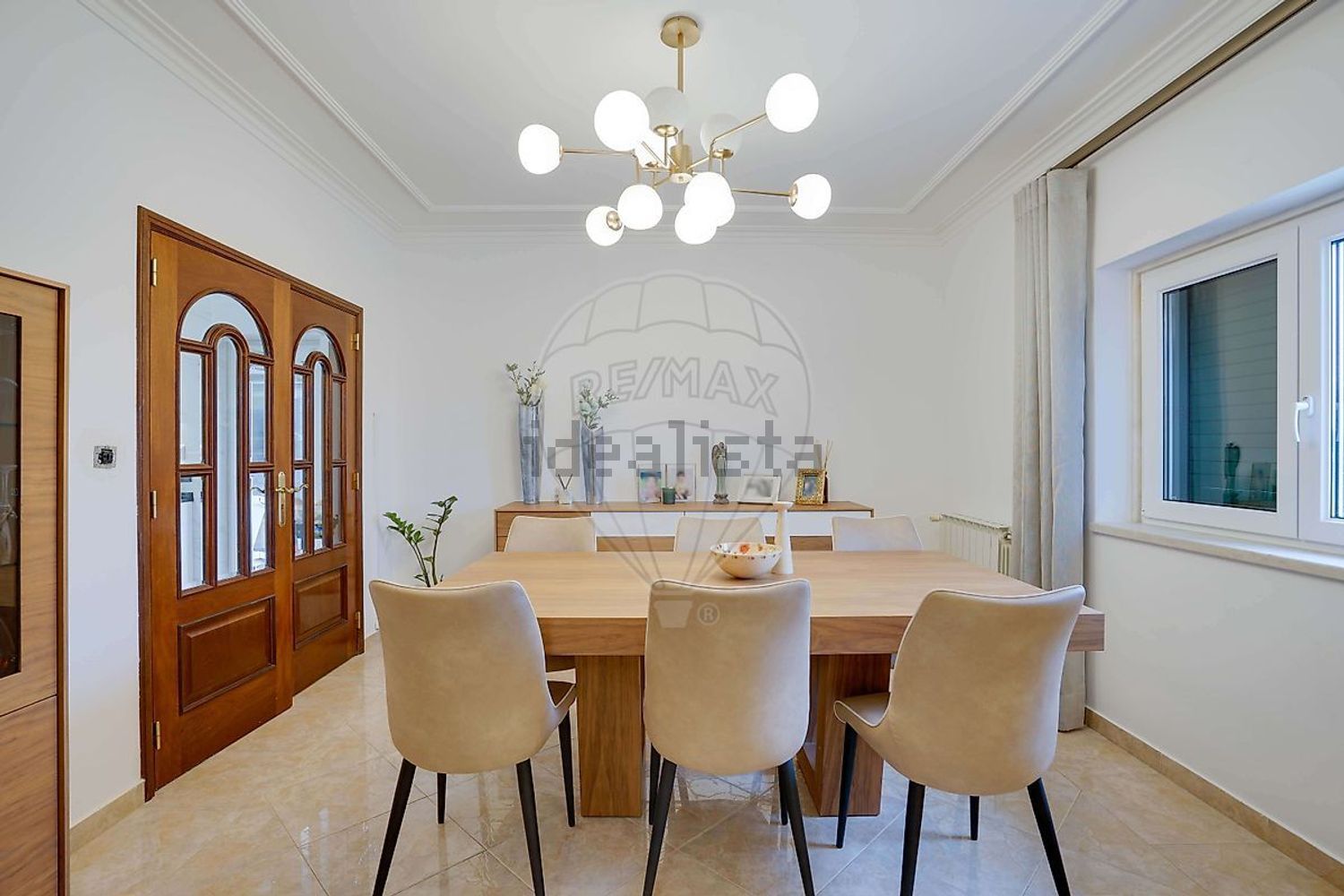 小楼房或独栋别墅出售在Rua Alberto Nobre Gusmão Martins Caro - 客厅