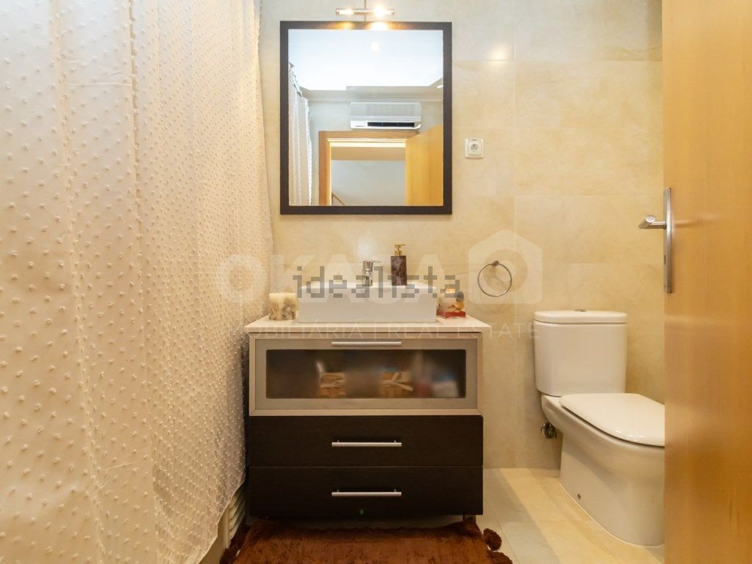 联排别墅出售在Rua Luís de Ataíde - 卫生间