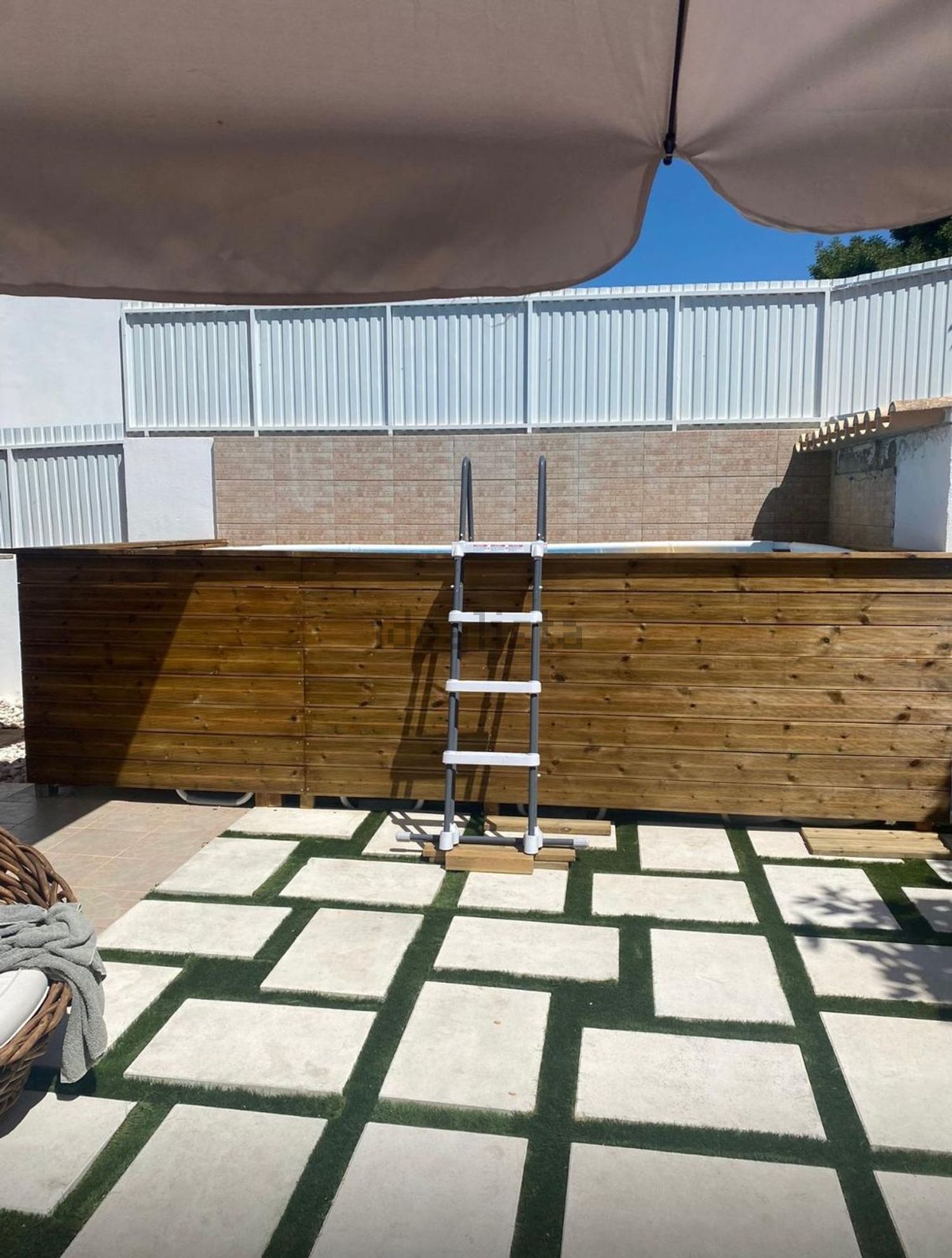 小楼房或独栋别墅出售在Vale Figueira - Carcereira - 阳台