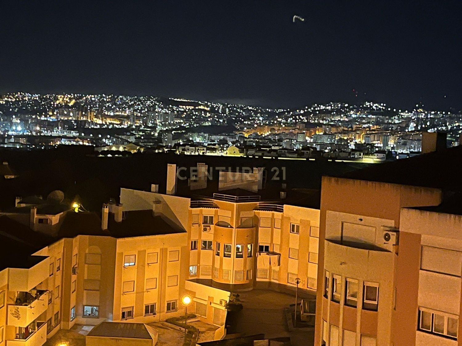 公寓 t3出售在Rua Manuel Martins da Hora, 13 - 视线