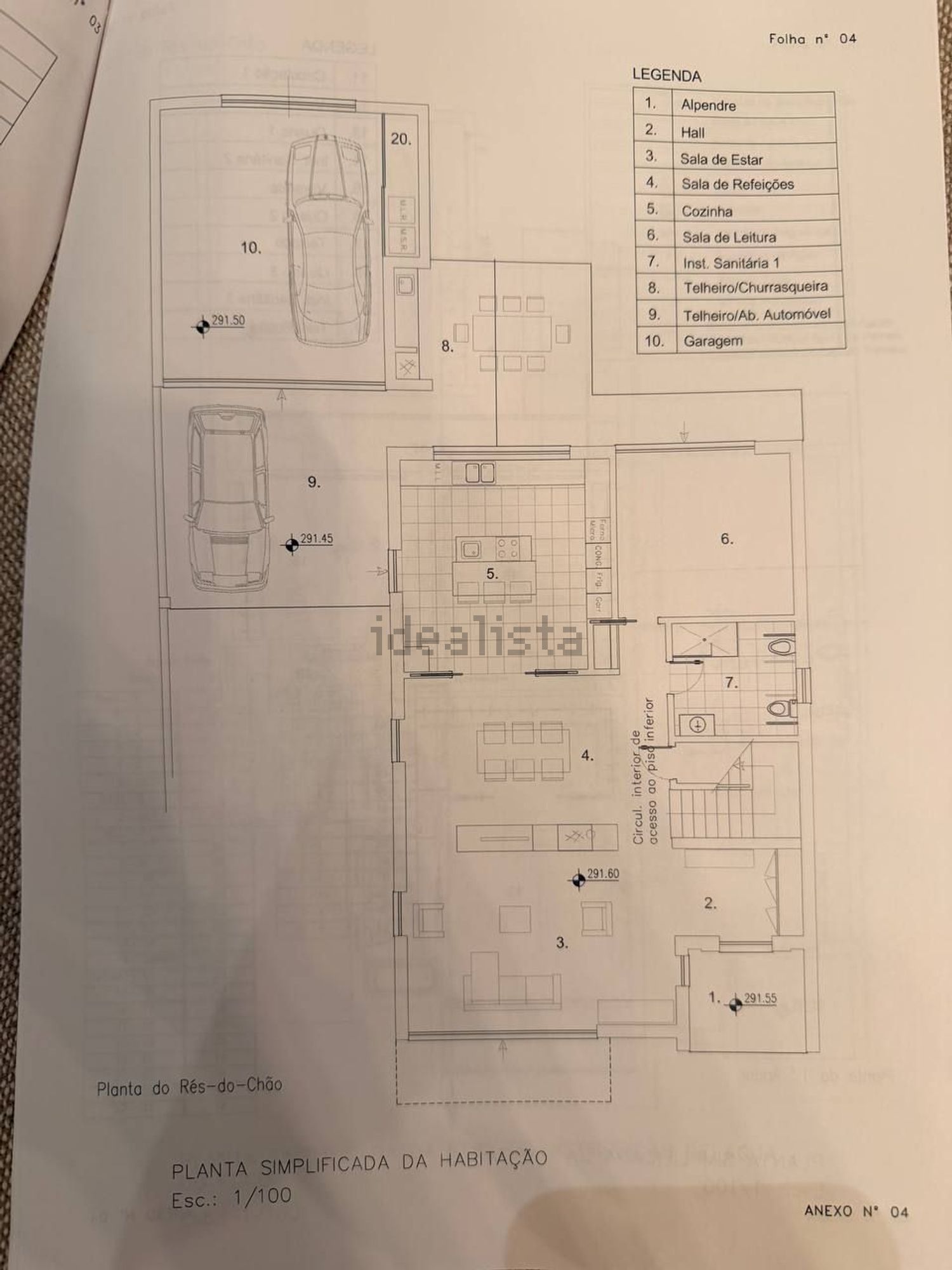 小楼房或独栋别墅出售在Avenida Movimento das Forças Armadas, 8 - 平面图