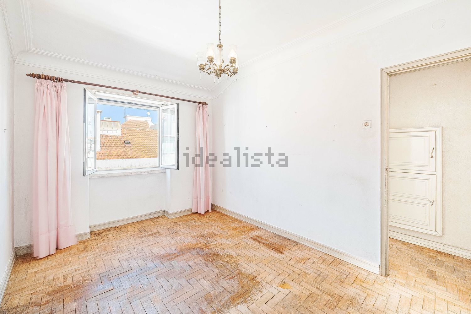 公寓 t2出售在Rua do Sol à Graça - 卧室